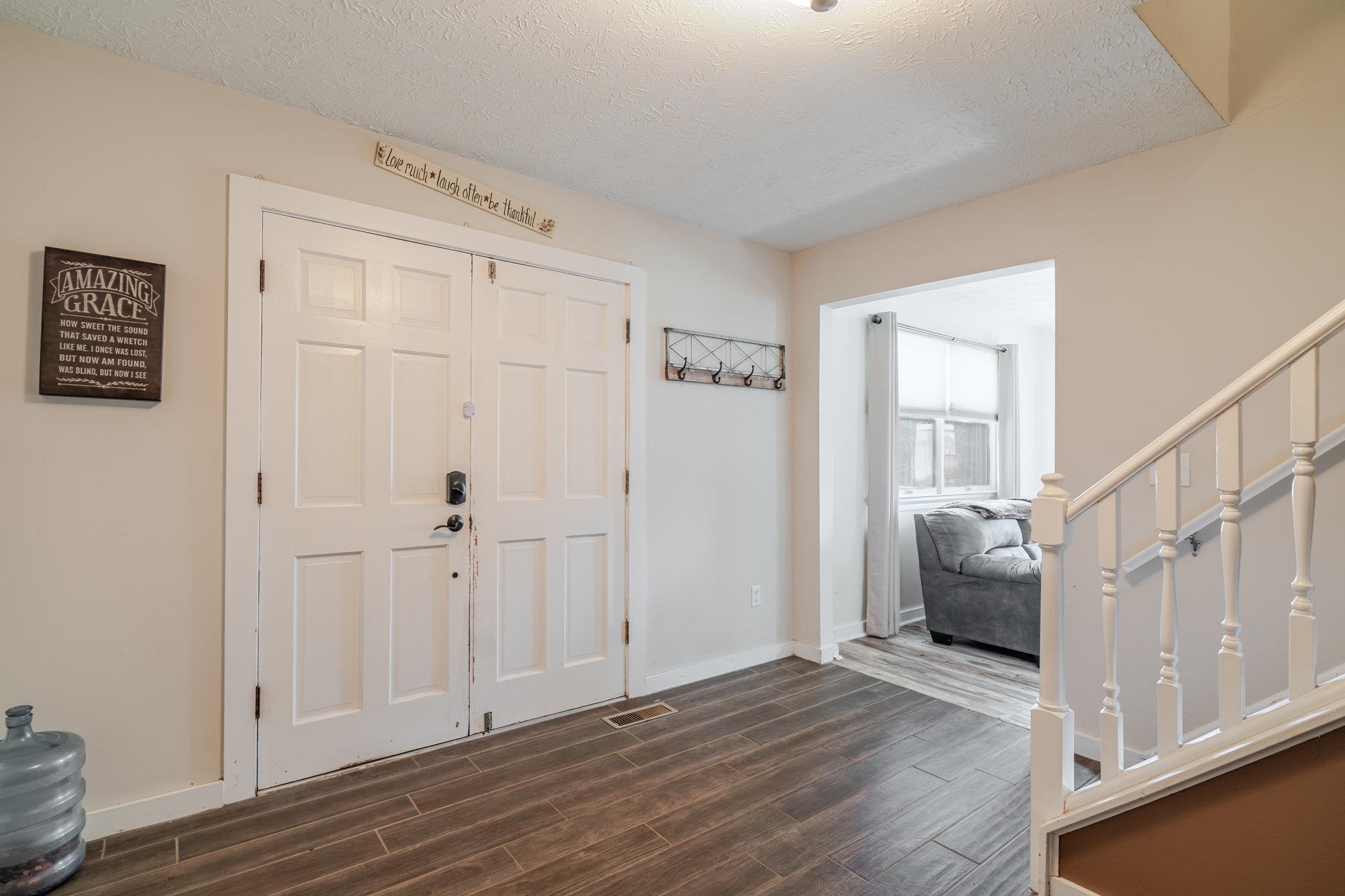 257 EDGEWOOD DR, SHENANDOAH, Virginia 22849, 3 Bedrooms Bedrooms, ,2 BathroomsBathrooms,Residential,257 EDGEWOOD DR,665784 MLS # 665784