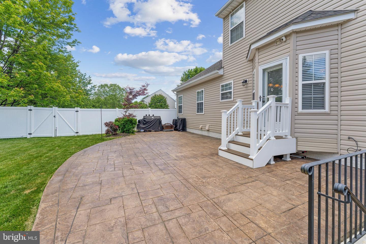 700 BLACK SWEEP RD, WARRENTON, Virginia 20186, 5 Bedrooms Bedrooms, ,3 BathroomsBathrooms,Residential,For sale,700 BLACK SWEEP RD,VAFQ2016516 MLS # VAFQ2016516