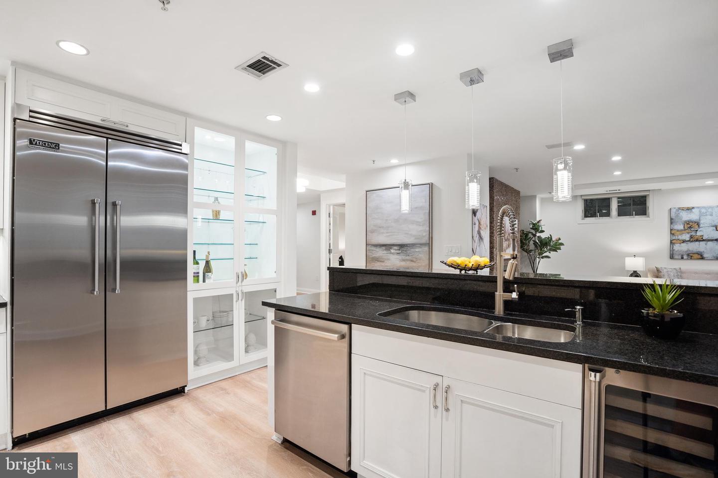 2501 WISCONSIN AVE NW #2, WASHINGTON, District Of Columbia 20007, 3 Bedrooms Bedrooms, ,2 BathroomsBathrooms,Residential,For sale,2501 WISCONSIN AVE NW #2,DCDC2200340 MLS # DCDC2200340