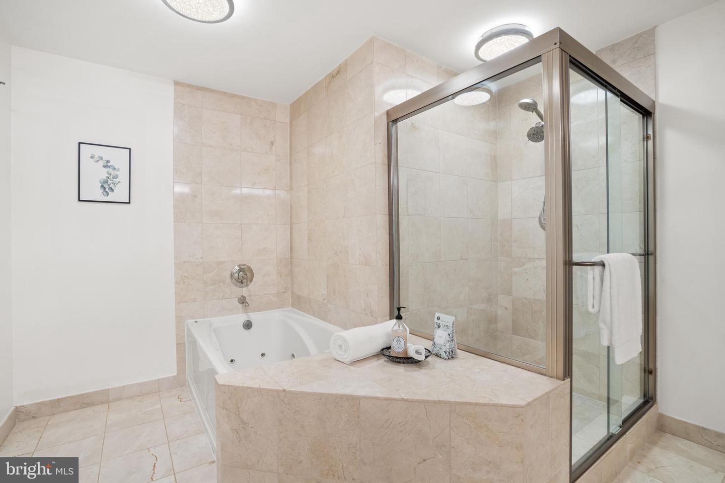 2501 WISCONSIN AVE NW #2, WASHINGTON, District Of Columbia 20007, 3 Bedrooms Bedrooms, ,2 BathroomsBathrooms,Residential,For sale,2501 WISCONSIN AVE NW #2,DCDC2200340 MLS # DCDC2200340
