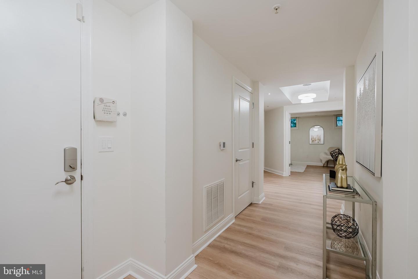 2501 WISCONSIN AVE NW #2, WASHINGTON, District Of Columbia 20007, 3 Bedrooms Bedrooms, ,2 BathroomsBathrooms,Residential,For sale,2501 WISCONSIN AVE NW #2,DCDC2200340 MLS # DCDC2200340