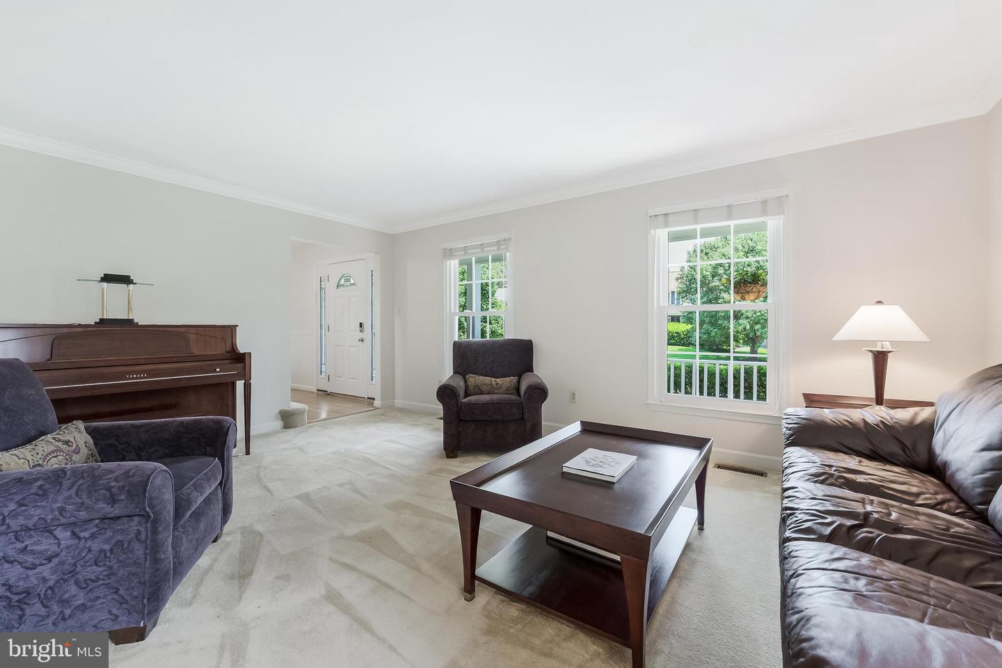 21119 DEEP FURROW CT, ASHBURN, Virginia 20147, 5 Bedrooms Bedrooms, ,3 BathroomsBathrooms,Residential,For sale,21119 DEEP FURROW CT,VALO2096302 MLS # VALO2096302