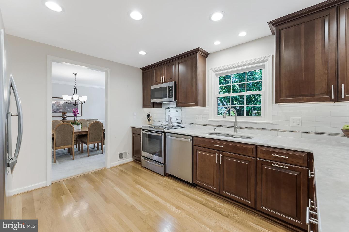 21119 DEEP FURROW CT, ASHBURN, Virginia 20147, 5 Bedrooms Bedrooms, ,3 BathroomsBathrooms,Residential,For sale,21119 DEEP FURROW CT,VALO2096302 MLS # VALO2096302