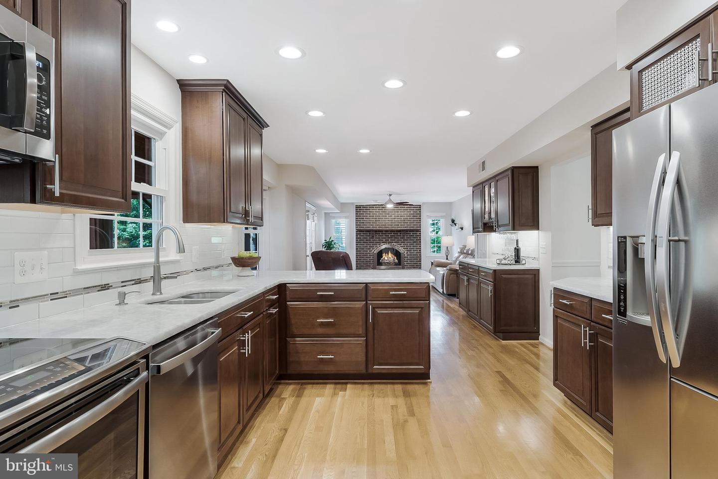21119 DEEP FURROW CT, ASHBURN, Virginia 20147, 5 Bedrooms Bedrooms, ,3 BathroomsBathrooms,Residential,For sale,21119 DEEP FURROW CT,VALO2096302 MLS # VALO2096302
