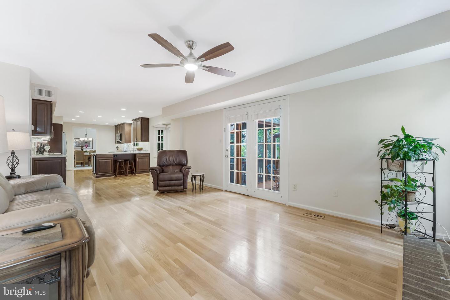 21119 DEEP FURROW CT, ASHBURN, Virginia 20147, 5 Bedrooms Bedrooms, ,3 BathroomsBathrooms,Residential,For sale,21119 DEEP FURROW CT,VALO2096302 MLS # VALO2096302