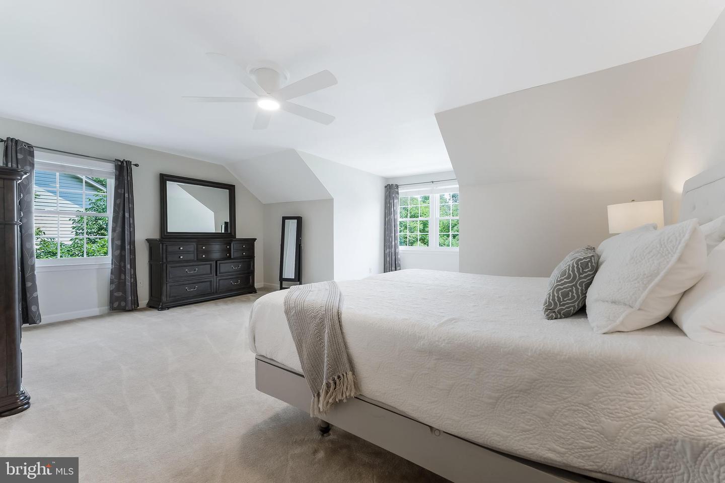 21119 DEEP FURROW CT, ASHBURN, Virginia 20147, 5 Bedrooms Bedrooms, ,3 BathroomsBathrooms,Residential,For sale,21119 DEEP FURROW CT,VALO2096302 MLS # VALO2096302