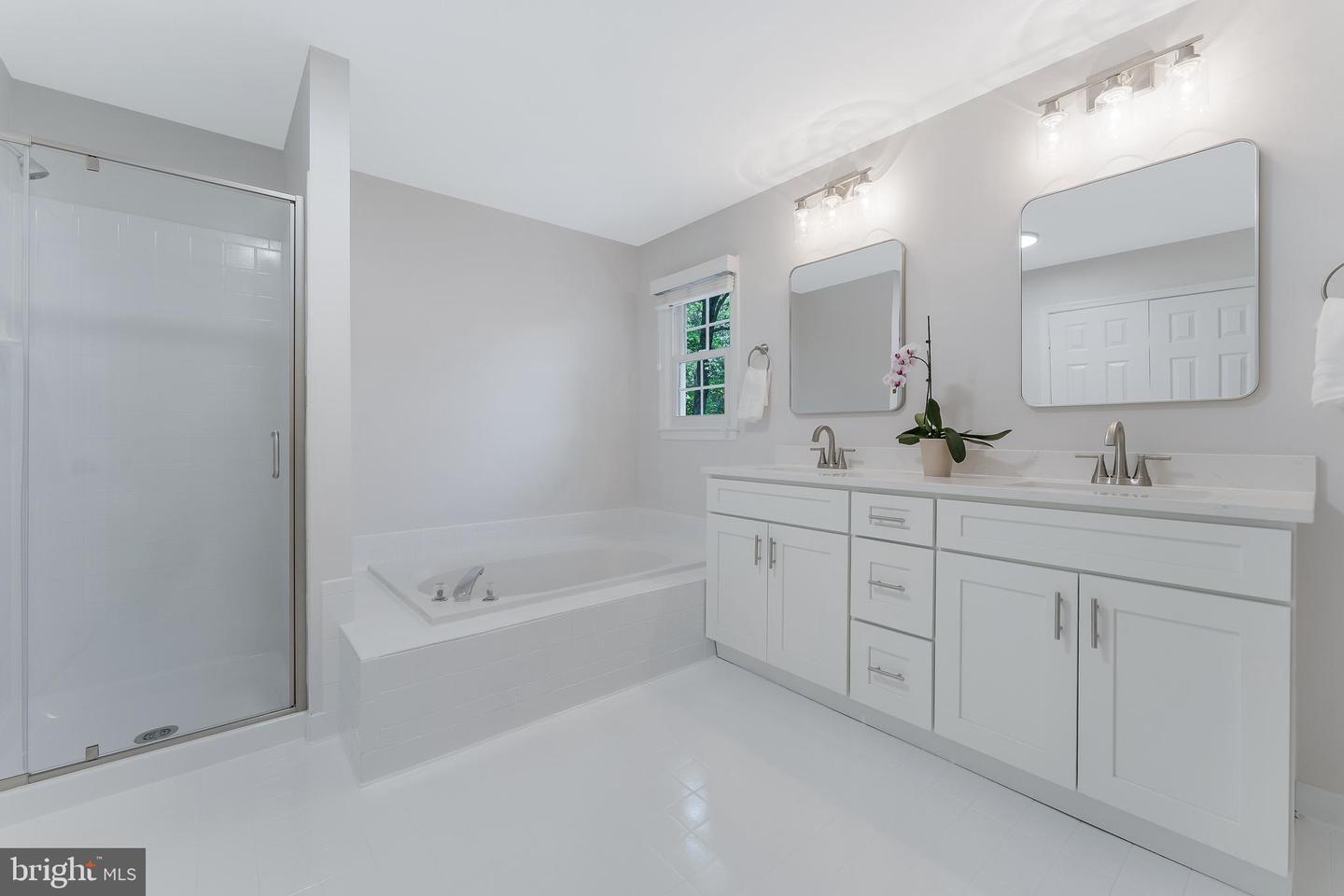 21119 DEEP FURROW CT, ASHBURN, Virginia 20147, 5 Bedrooms Bedrooms, ,3 BathroomsBathrooms,Residential,For sale,21119 DEEP FURROW CT,VALO2096302 MLS # VALO2096302