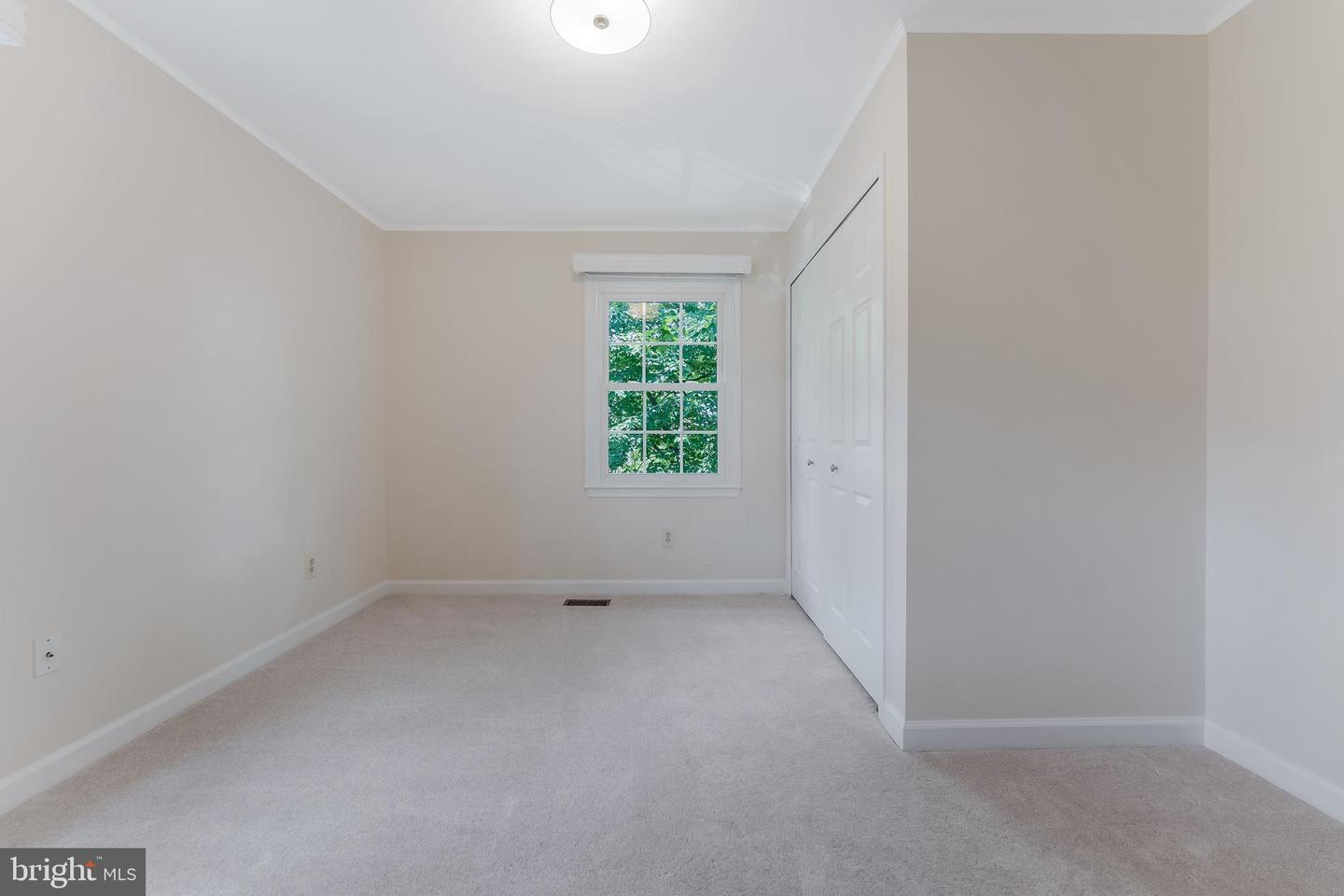21119 DEEP FURROW CT, ASHBURN, Virginia 20147, 5 Bedrooms Bedrooms, ,3 BathroomsBathrooms,Residential,For sale,21119 DEEP FURROW CT,VALO2096302 MLS # VALO2096302