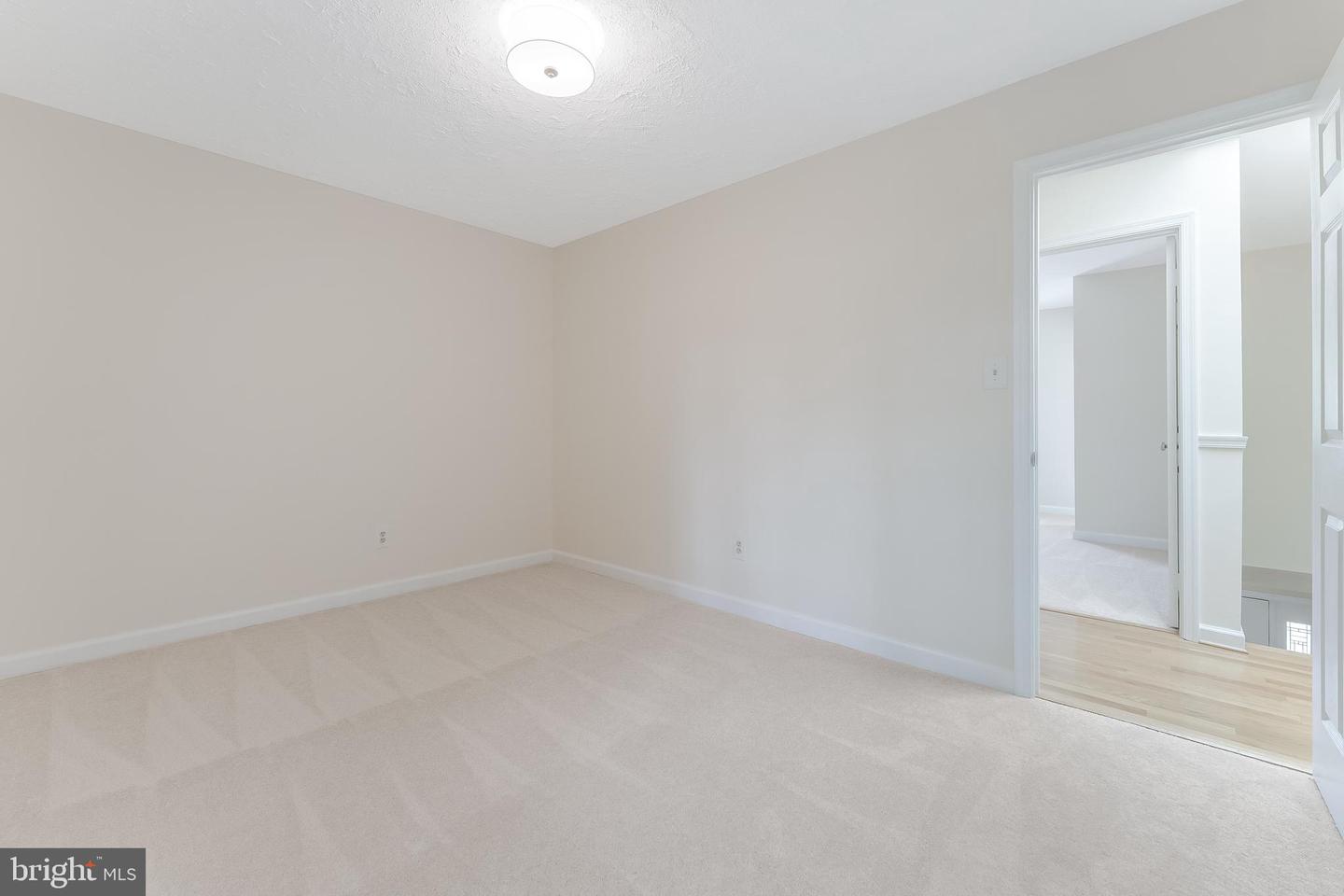 21119 DEEP FURROW CT, ASHBURN, Virginia 20147, 5 Bedrooms Bedrooms, ,3 BathroomsBathrooms,Residential,For sale,21119 DEEP FURROW CT,VALO2096302 MLS # VALO2096302