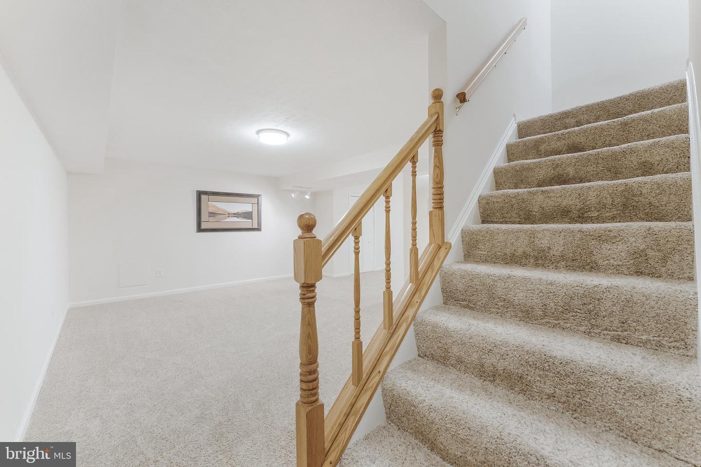 21119 DEEP FURROW CT, ASHBURN, Virginia 20147, 5 Bedrooms Bedrooms, ,3 BathroomsBathrooms,Residential,For sale,21119 DEEP FURROW CT,VALO2096302 MLS # VALO2096302