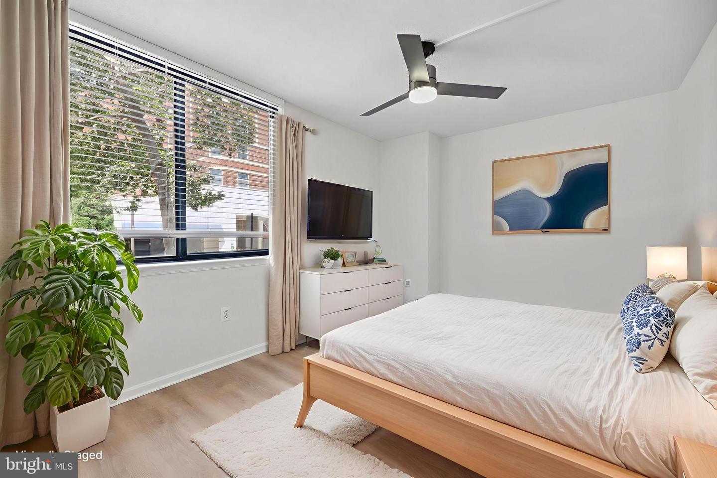 3830 9TH ST N #110W, ARLINGTON, Virginia 22203, 2 Bedrooms Bedrooms, ,2 BathroomsBathrooms,Residential,For sale,3830 9TH ST N #110W,VAAR2057670 MLS # VAAR2057670