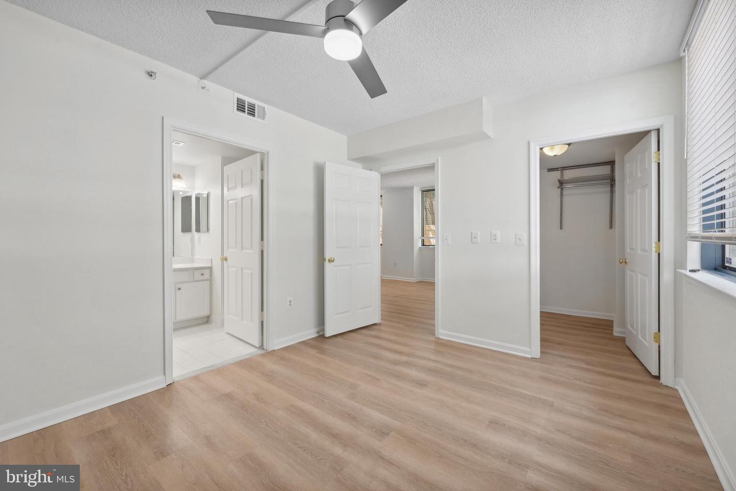 3830 9TH ST N #110W, ARLINGTON, Virginia 22203, 2 Bedrooms Bedrooms, ,2 BathroomsBathrooms,Residential,For sale,3830 9TH ST N #110W,VAAR2057670 MLS # VAAR2057670