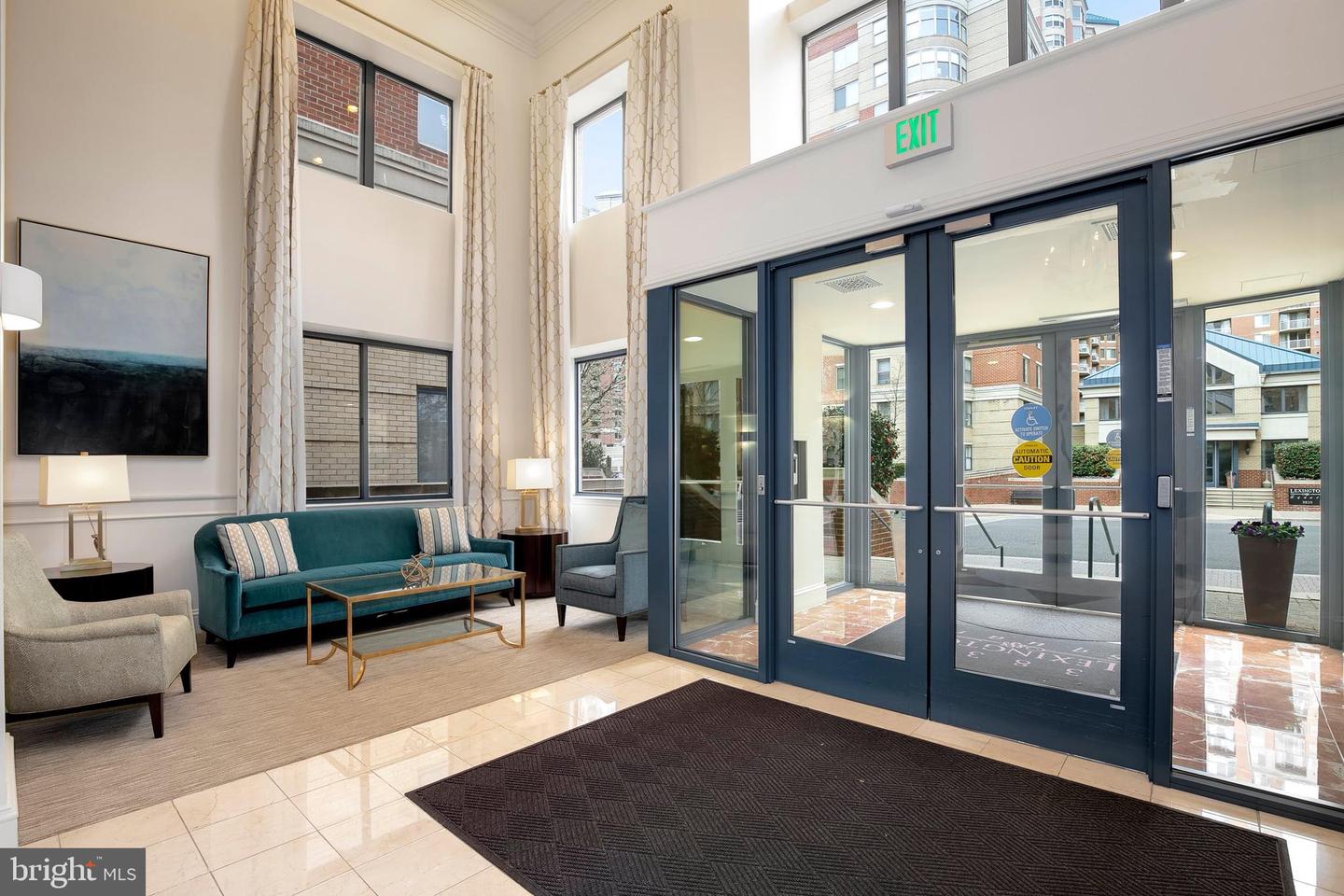 3830 9TH ST N #110W, ARLINGTON, Virginia 22203, 2 Bedrooms Bedrooms, ,2 BathroomsBathrooms,Residential,For sale,3830 9TH ST N #110W,VAAR2057670 MLS # VAAR2057670