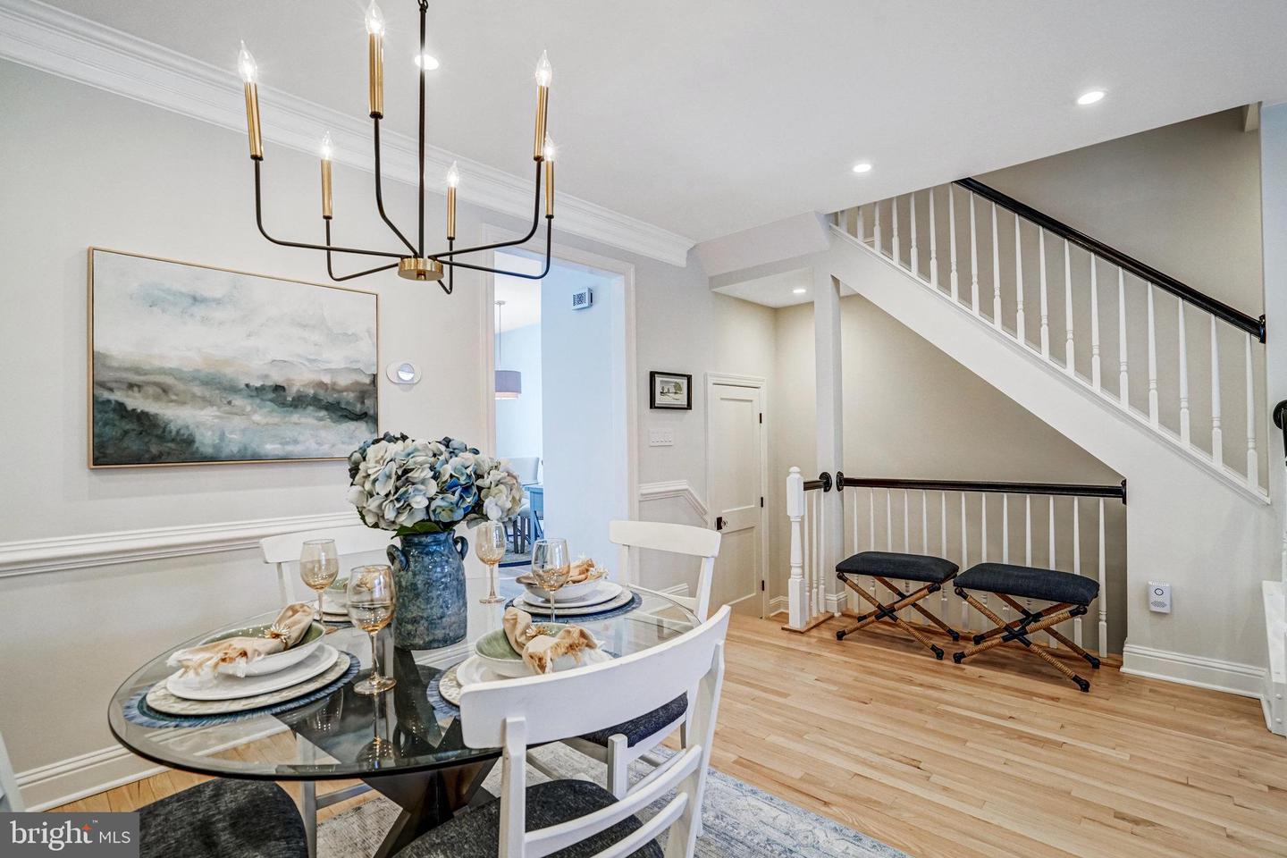2171 N PIERCE ST N, ARLINGTON, Virginia 22209, 3 Bedrooms Bedrooms, ,3 BathroomsBathrooms,Residential,For sale,2171 N PIERCE ST N,VAAR2057916 MLS # VAAR2057916