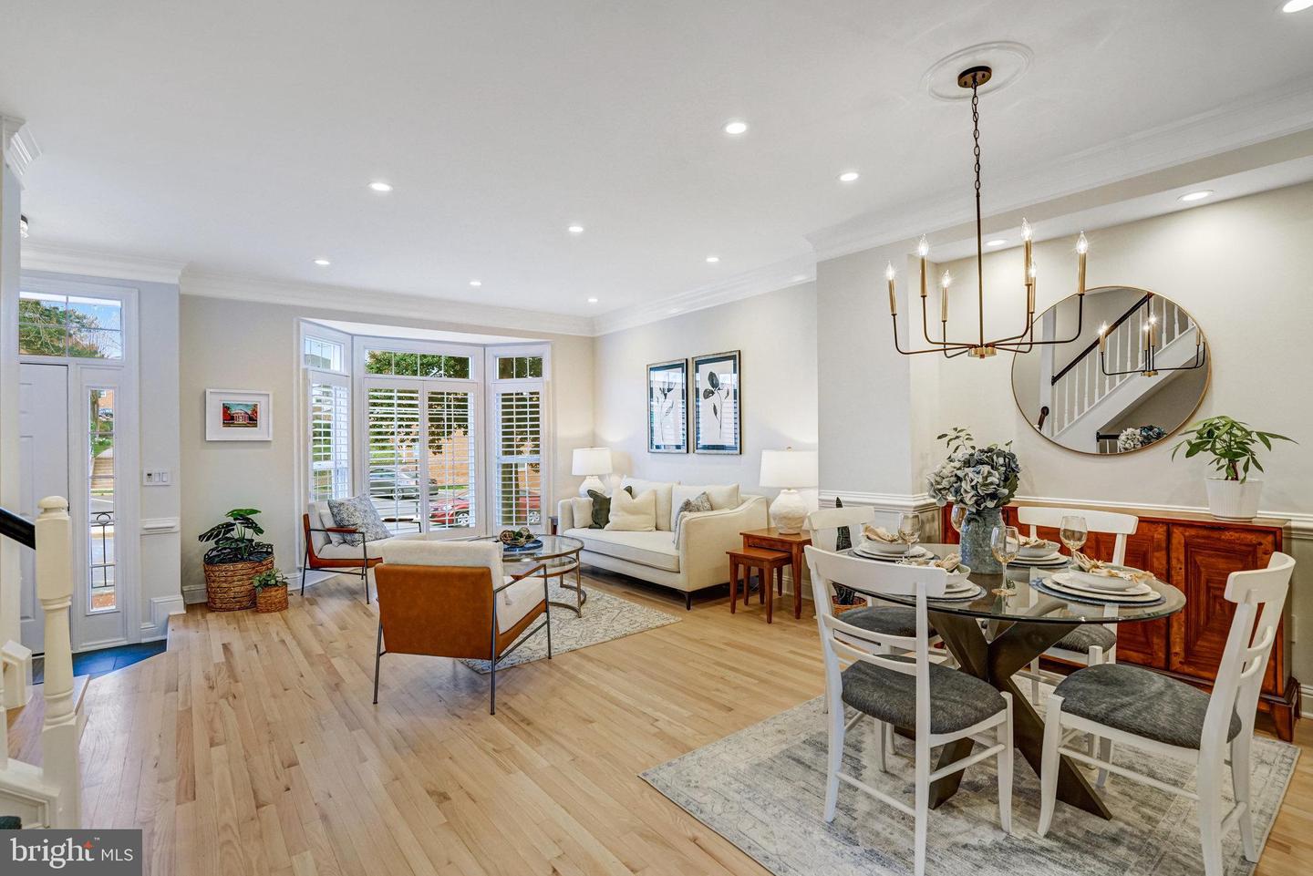 2171 N PIERCE ST N, ARLINGTON, Virginia 22209, 3 Bedrooms Bedrooms, ,3 BathroomsBathrooms,Residential,For sale,2171 N PIERCE ST N,VAAR2057916 MLS # VAAR2057916