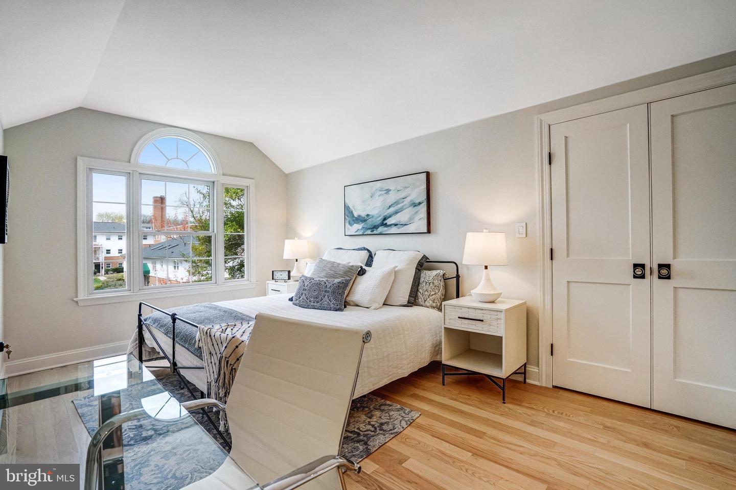 2171 N PIERCE ST N, ARLINGTON, Virginia 22209, 3 Bedrooms Bedrooms, ,3 BathroomsBathrooms,Residential,For sale,2171 N PIERCE ST N,VAAR2057916 MLS # VAAR2057916