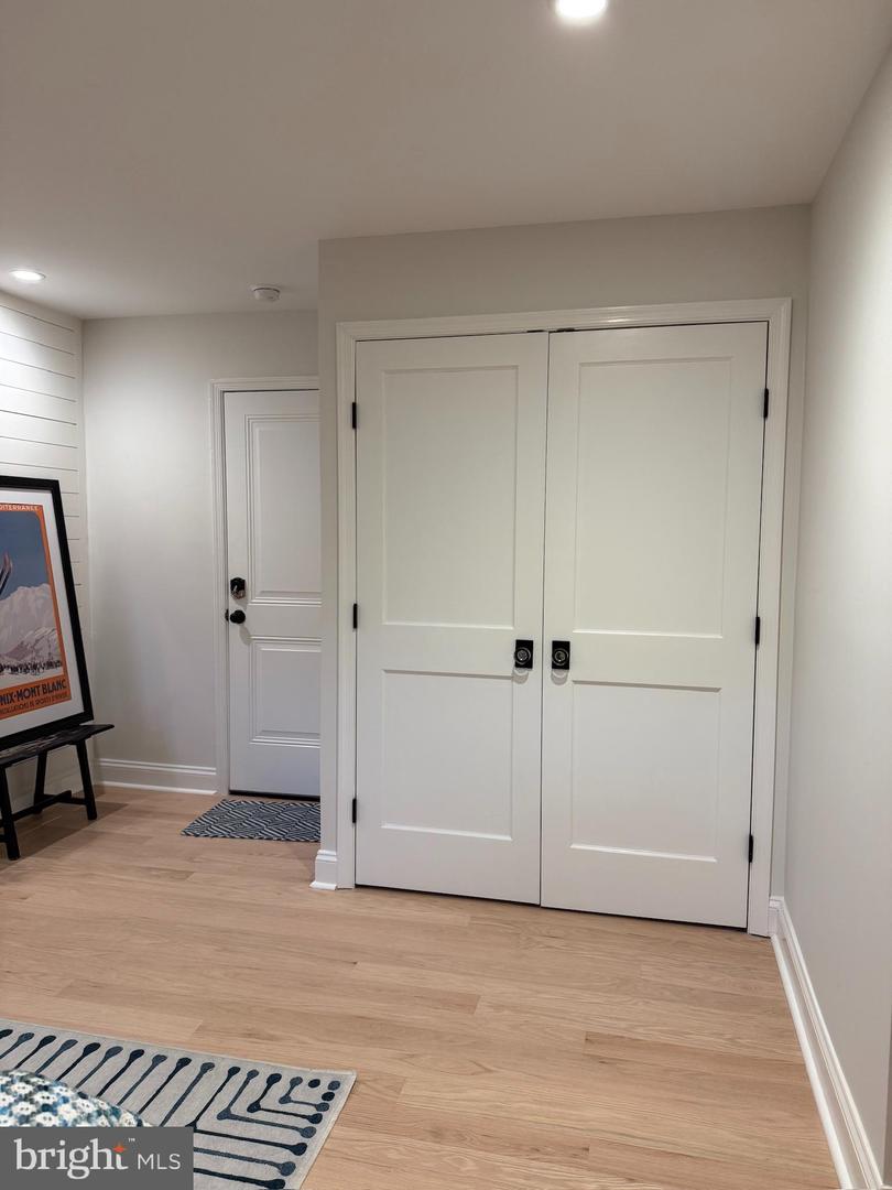 2171 N PIERCE ST N, ARLINGTON, Virginia 22209, 3 Bedrooms Bedrooms, ,3 BathroomsBathrooms,Residential,For sale,2171 N PIERCE ST N,VAAR2057916 MLS # VAAR2057916