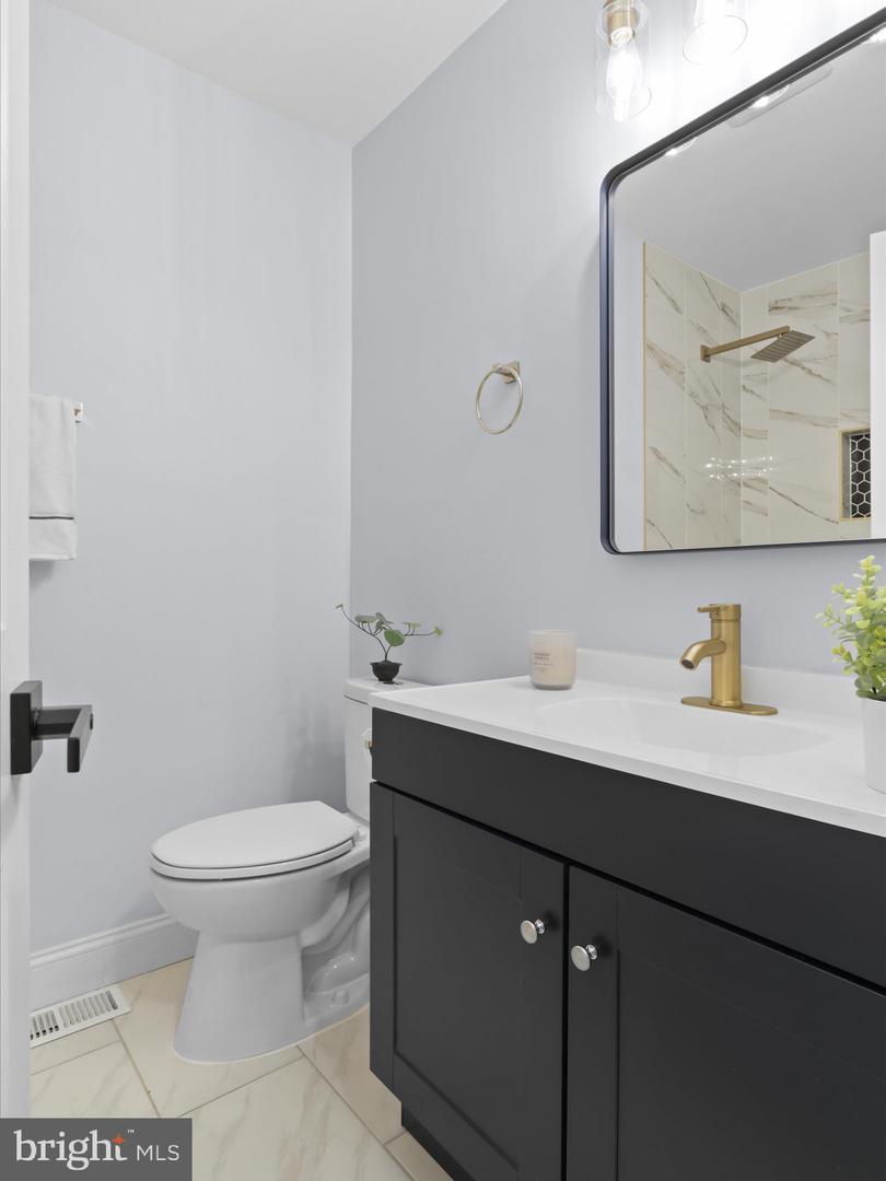 3416 SUNNY VIEW DR, ALEXANDRIA, Virginia 22309, 4 Bedrooms Bedrooms, ,3 BathroomsBathrooms,Residential,For sale,3416 SUNNY VIEW DR,VAFX2242122 MLS # VAFX2242122