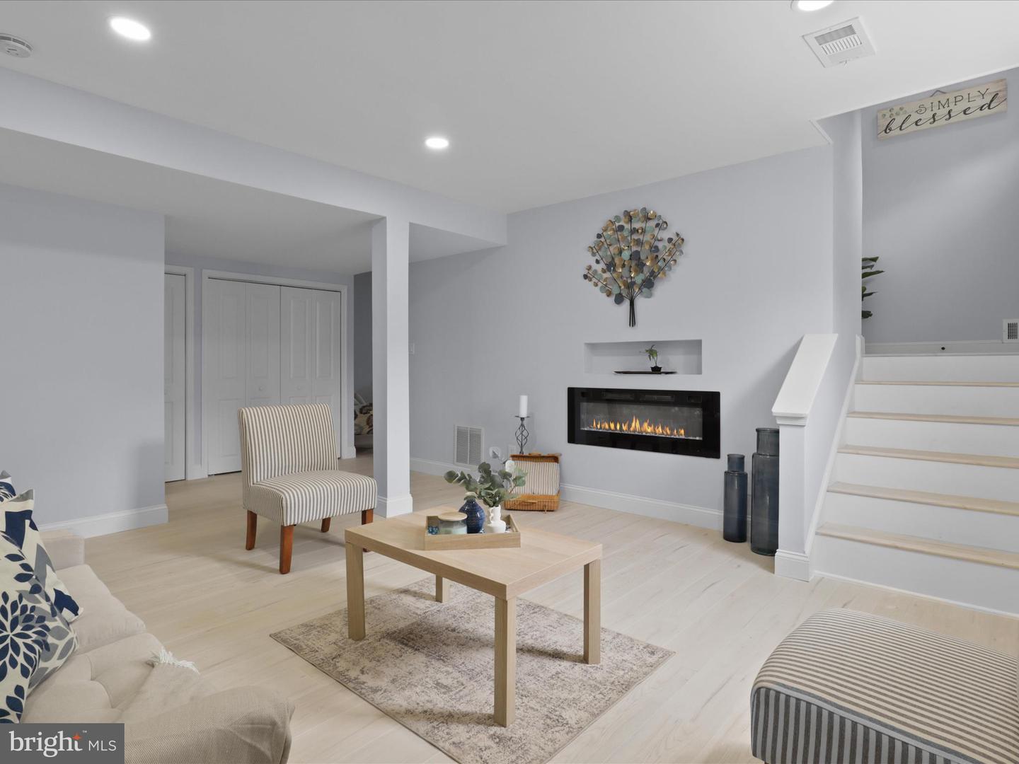3416 SUNNY VIEW DR, ALEXANDRIA, Virginia 22309, 4 Bedrooms Bedrooms, ,3 BathroomsBathrooms,Residential,For sale,3416 SUNNY VIEW DR,VAFX2242122 MLS # VAFX2242122