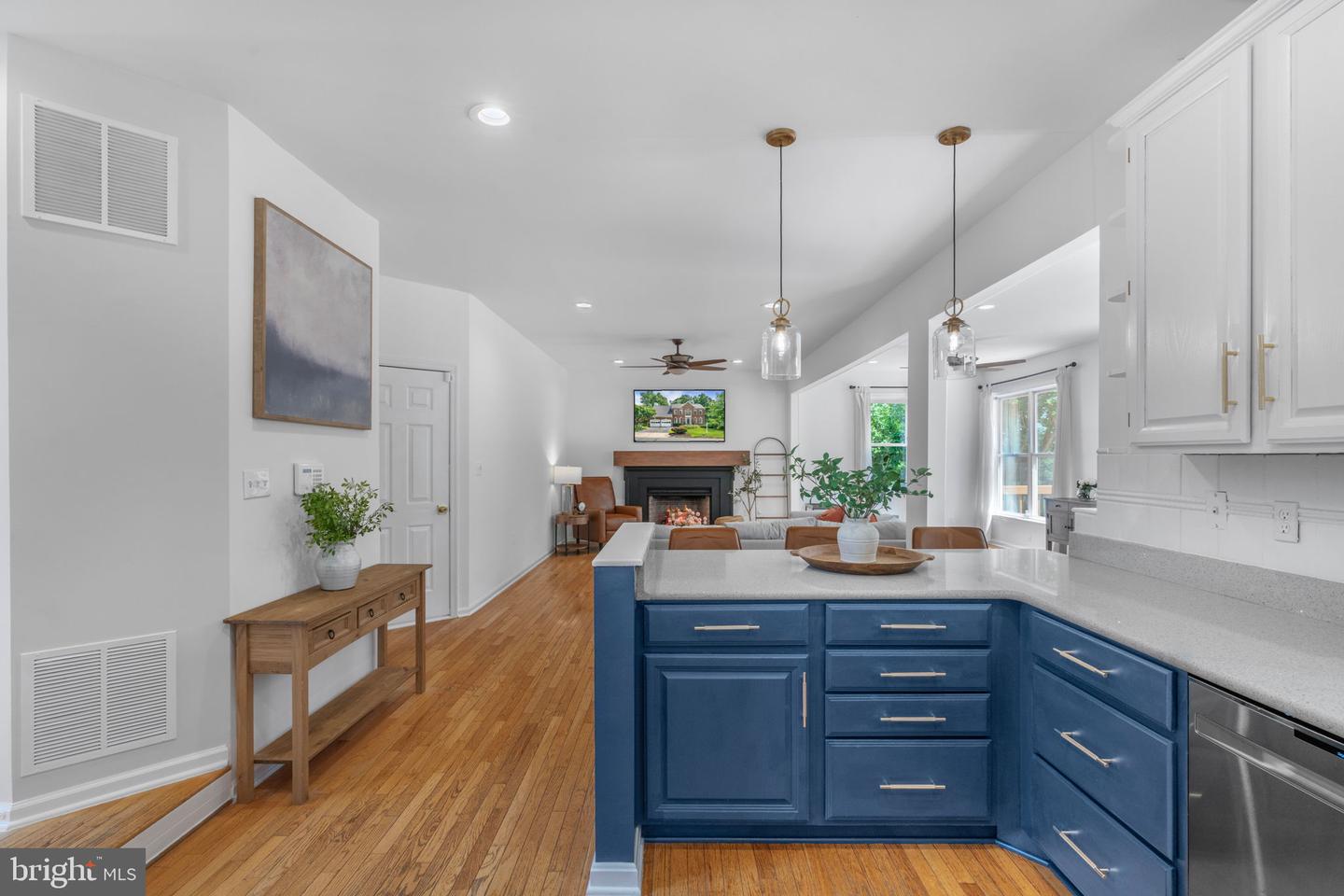 14519 PICKET OAKS RD, CENTREVILLE, Virginia 20121, 4 Bedrooms Bedrooms, ,2 BathroomsBathrooms,Residential,For sale,14519 PICKET OAKS RD,VAFX2242288 MLS # VAFX2242288