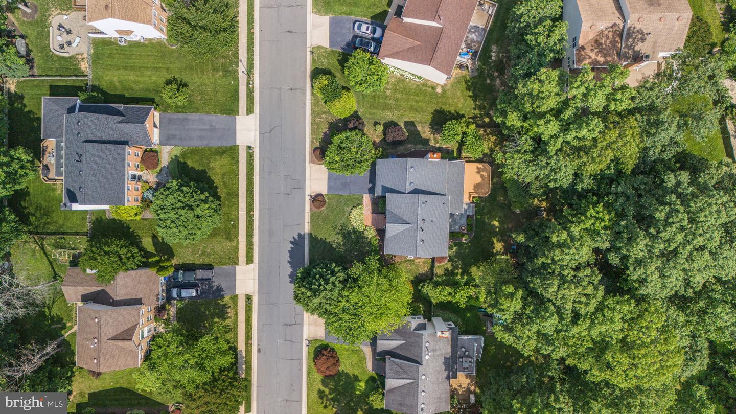 14519 PICKET OAKS RD, CENTREVILLE, Virginia 20121, 4 Bedrooms Bedrooms, ,2 BathroomsBathrooms,Residential,For sale,14519 PICKET OAKS RD,VAFX2242288 MLS # VAFX2242288