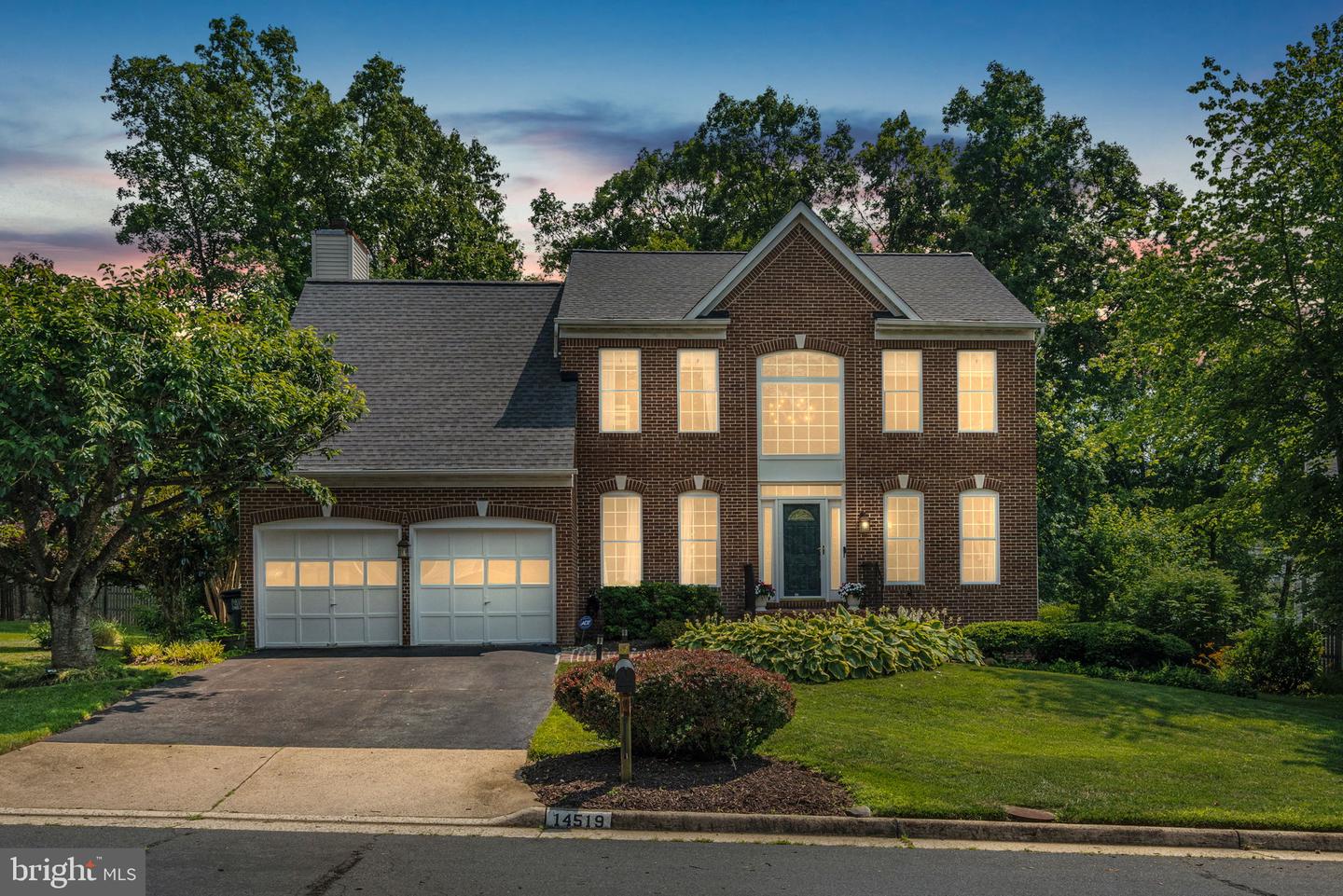 14519 PICKET OAKS RD, CENTREVILLE, Virginia 20121, 4 Bedrooms Bedrooms, ,2 BathroomsBathrooms,Residential,For sale,14519 PICKET OAKS RD,VAFX2242288 MLS # VAFX2242288
