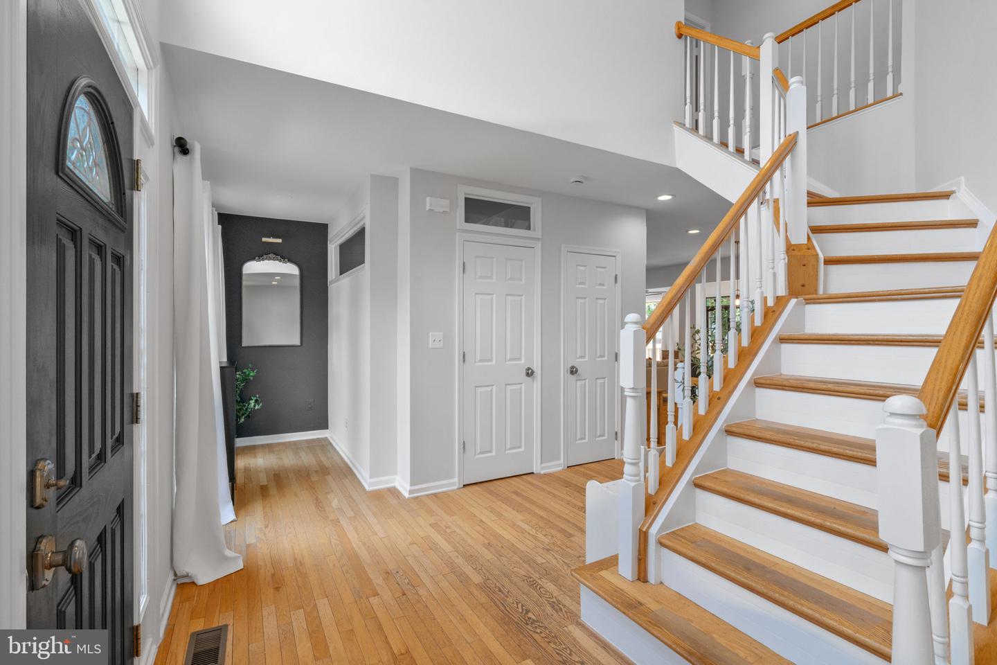 14519 PICKET OAKS RD, CENTREVILLE, Virginia 20121, 4 Bedrooms Bedrooms, ,2 BathroomsBathrooms,Residential,For sale,14519 PICKET OAKS RD,VAFX2242288 MLS # VAFX2242288