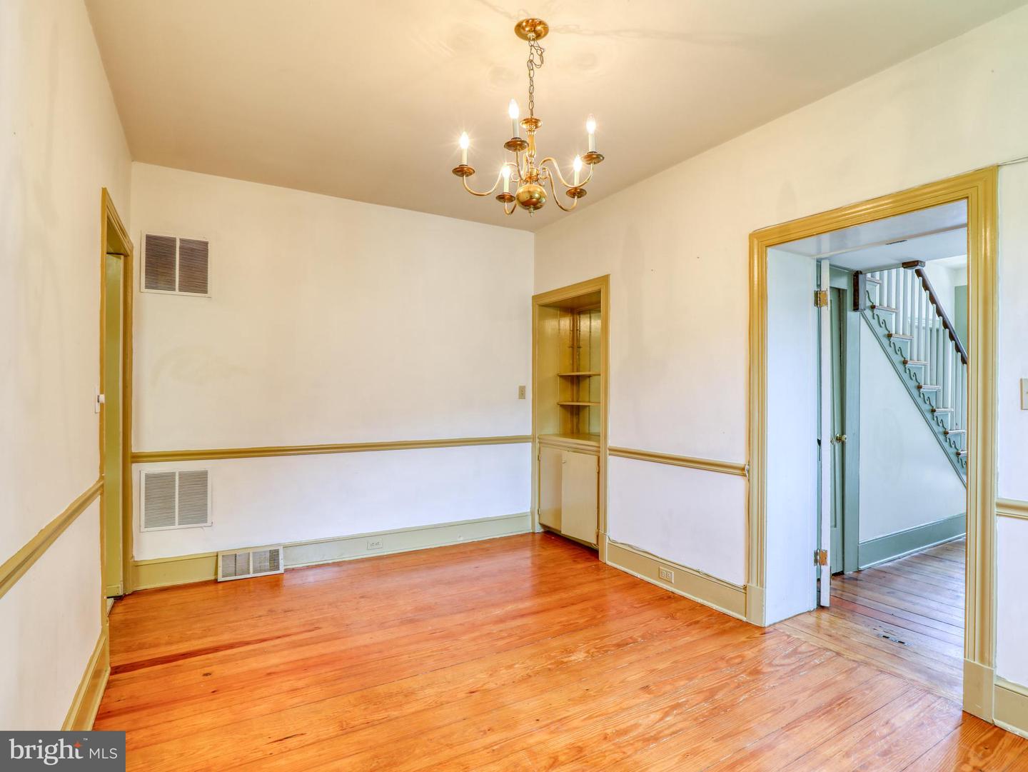 103 N CHURCH ST, BERRYVILLE, Virginia 22611, 4 Bedrooms Bedrooms, ,4 BathroomsBathrooms,Residential,For sale,103 N CHURCH ST,VACL2003766 MLS # VACL2003766