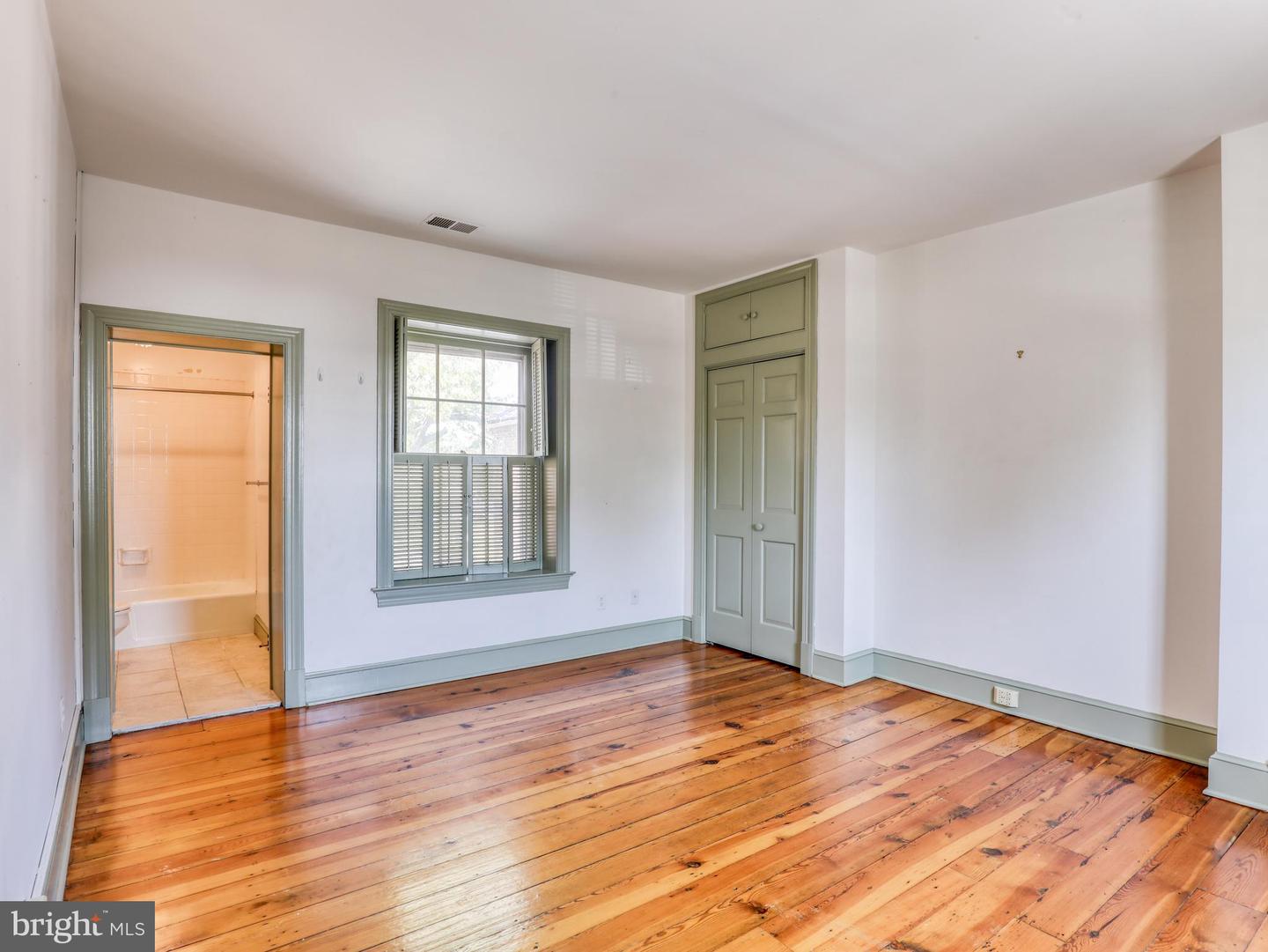 103 N CHURCH ST, BERRYVILLE, Virginia 22611, 4 Bedrooms Bedrooms, ,4 BathroomsBathrooms,Residential,For sale,103 N CHURCH ST,VACL2003766 MLS # VACL2003766