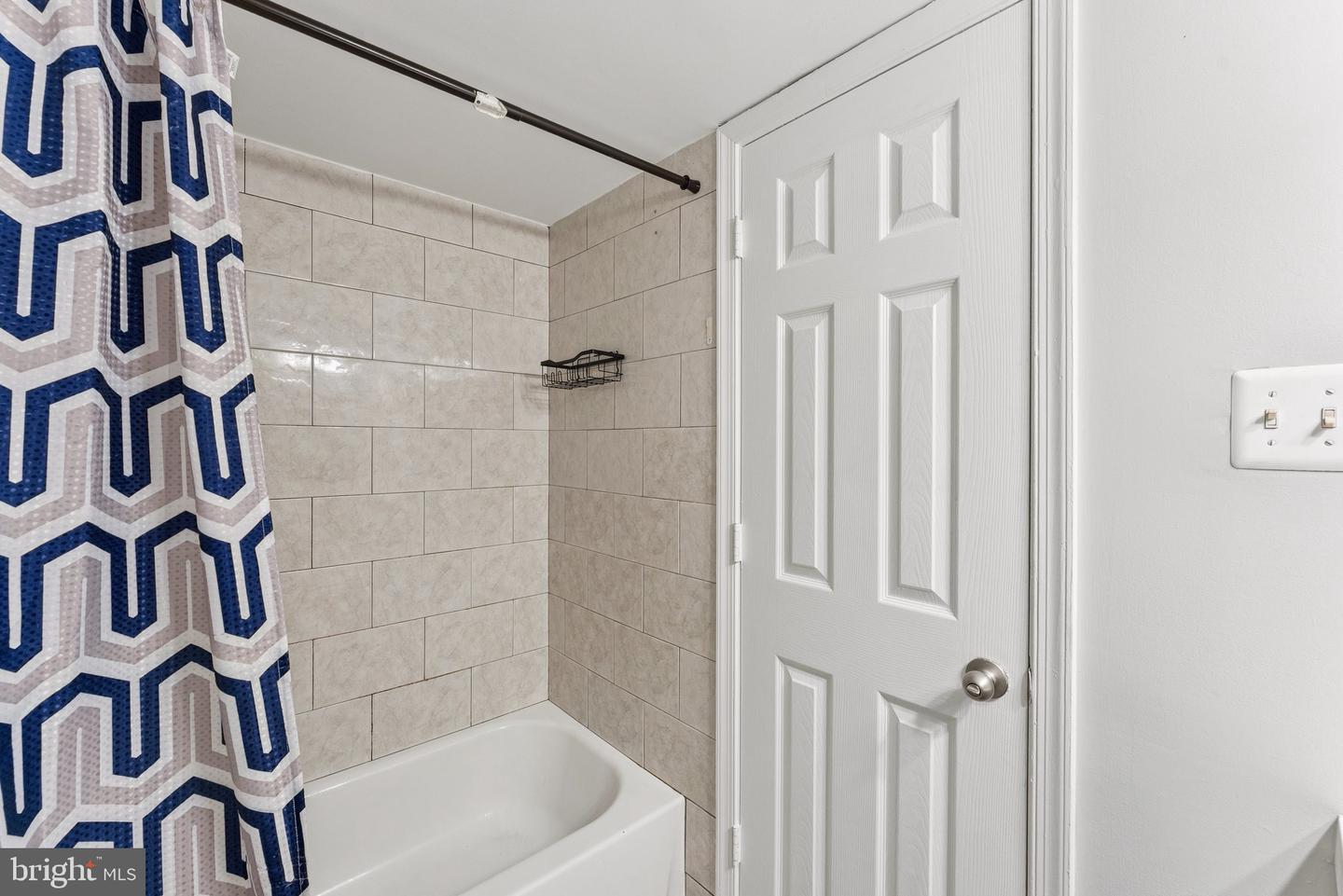 3807 LARAMIE PL #124C, ALEXANDRIA, Virginia 22309, 2 Bedrooms Bedrooms, ,2 BathroomsBathrooms,Residential,For sale,3807 LARAMIE PL #124C,VAFX2243398 MLS # VAFX2243398