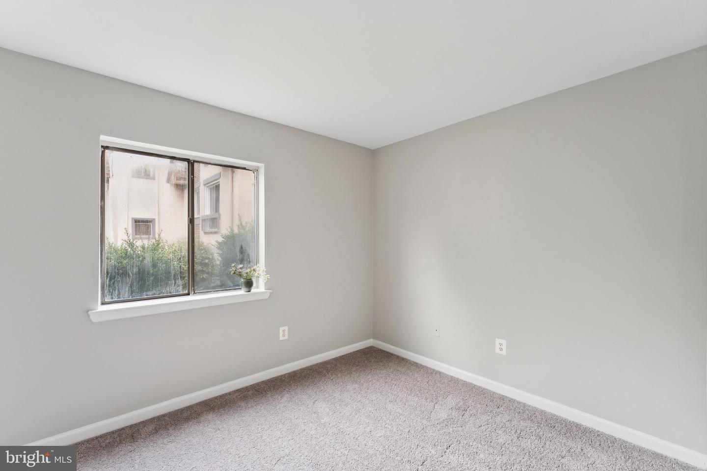 3807 LARAMIE PL #124C, ALEXANDRIA, Virginia 22309, 2 Bedrooms Bedrooms, ,2 BathroomsBathrooms,Residential,For sale,3807 LARAMIE PL #124C,VAFX2243398 MLS # VAFX2243398