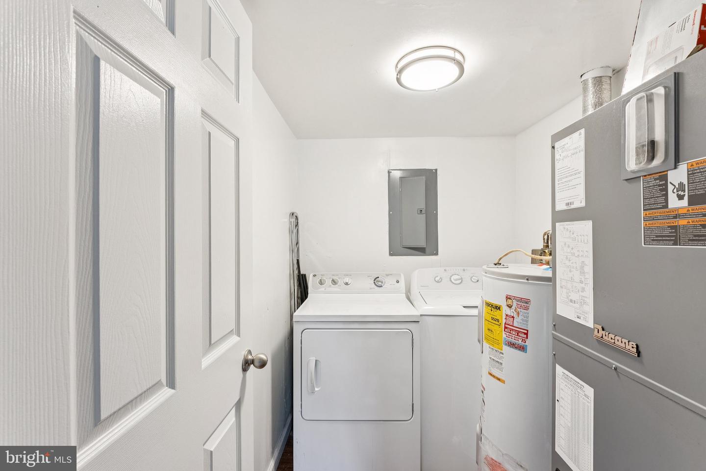 3807 LARAMIE PL #124C, ALEXANDRIA, Virginia 22309, 2 Bedrooms Bedrooms, ,2 BathroomsBathrooms,Residential,For sale,3807 LARAMIE PL #124C,VAFX2243398 MLS # VAFX2243398