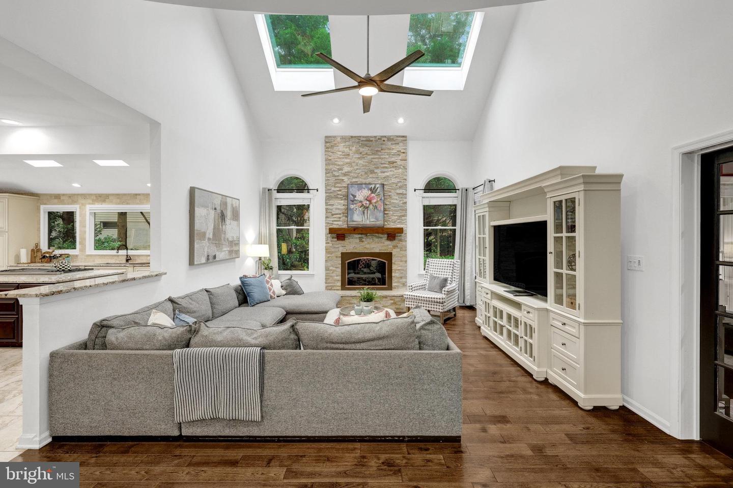 3189 POND MIST WAY, OAK HILL, Virginia 20171, 4 Bedrooms Bedrooms, ,4 BathroomsBathrooms,Residential,For sale,3189 POND MIST WAY,VAFX2243470 MLS # VAFX2243470
