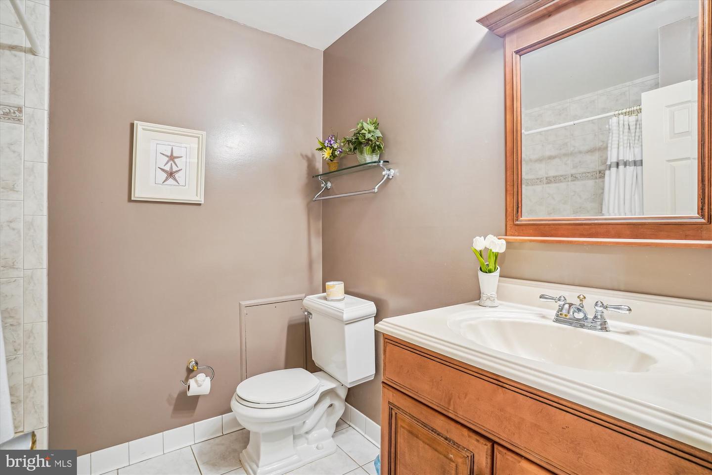 8634 ABERDEEN CT, ANNANDALE, Virginia 22003, 4 Bedrooms Bedrooms, ,3 BathroomsBathrooms,Residential,For sale,8634 ABERDEEN CT,VAFX2243508 MLS # VAFX2243508