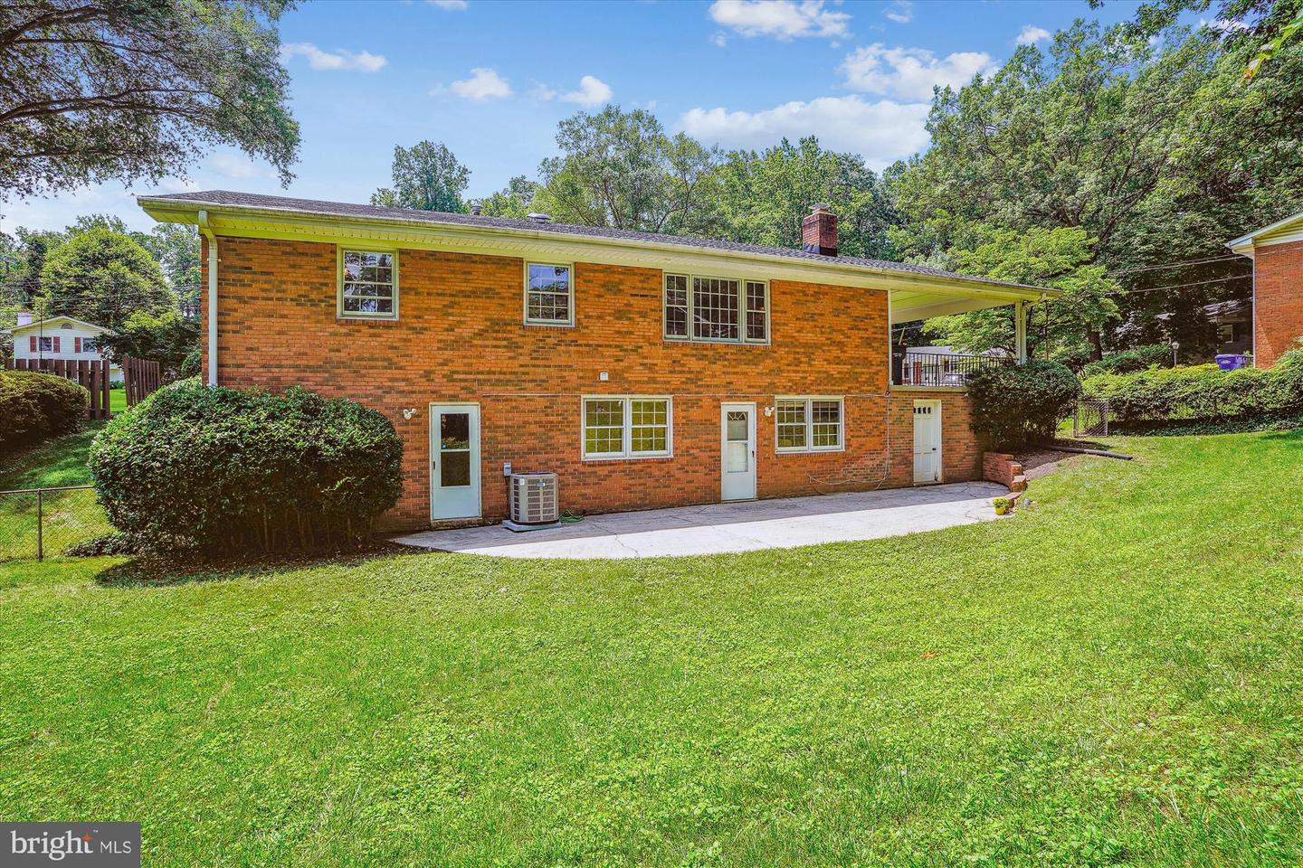 8634 ABERDEEN CT, ANNANDALE, Virginia 22003, 4 Bedrooms Bedrooms, ,3 BathroomsBathrooms,Residential,For sale,8634 ABERDEEN CT,VAFX2243508 MLS # VAFX2243508