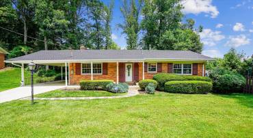 8634 ABERDEEN CT, ANNANDALE, Virginia 22003, 4 Bedrooms Bedrooms, ,3 BathroomsBathrooms,Residential,For sale,8634 ABERDEEN CT,VAFX2243508 MLS # VAFX2243508