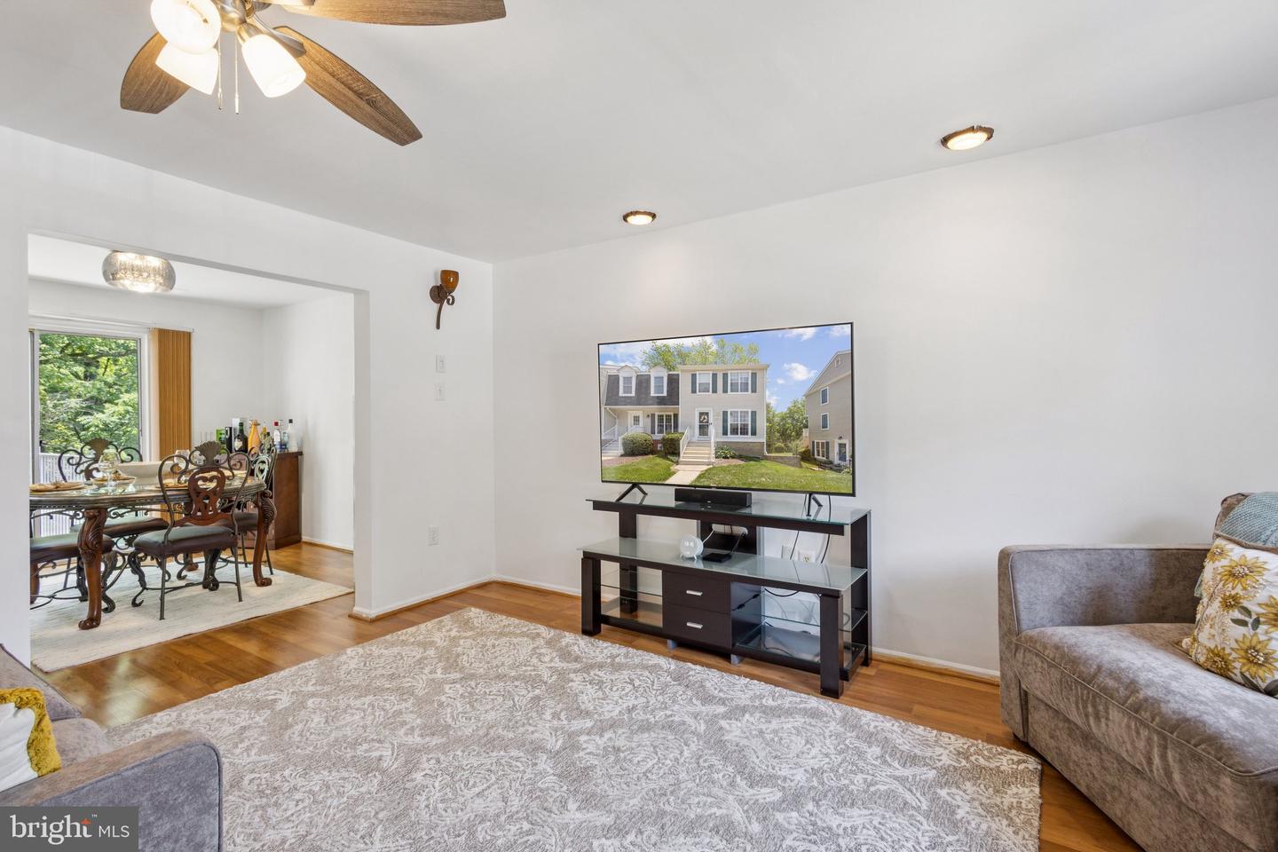 2842 BURGUNDY PL, WOODBRIDGE, Virginia 22192, 3 Bedrooms Bedrooms, ,1 BathroomBathrooms,Residential,For sale,2842 BURGUNDY PL,VAPW2095730 MLS # VAPW2095730