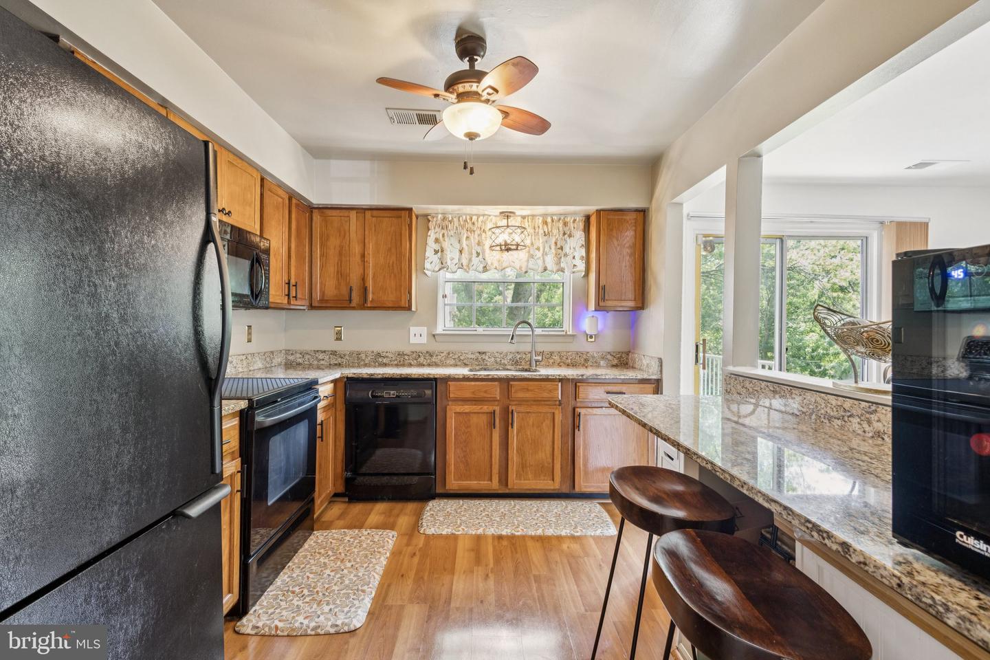 2842 BURGUNDY PL, WOODBRIDGE, Virginia 22192, 3 Bedrooms Bedrooms, ,1 BathroomBathrooms,Residential,For sale,2842 BURGUNDY PL,VAPW2095730 MLS # VAPW2095730