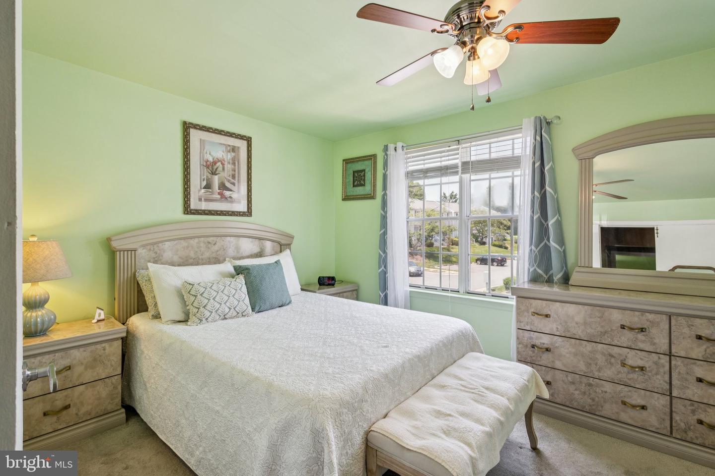 2842 BURGUNDY PL, WOODBRIDGE, Virginia 22192, 3 Bedrooms Bedrooms, ,1 BathroomBathrooms,Residential,For sale,2842 BURGUNDY PL,VAPW2095730 MLS # VAPW2095730