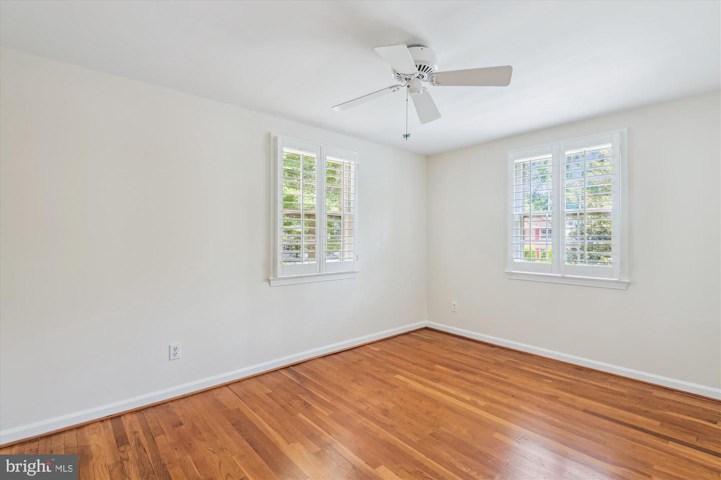 8305 TOLL HOUSE RD, ANNANDALE, Virginia 22003, 4 Bedrooms Bedrooms, ,2 BathroomsBathrooms,Residential,For sale,8305 TOLL HOUSE RD,VAFX2243752 MLS # VAFX2243752