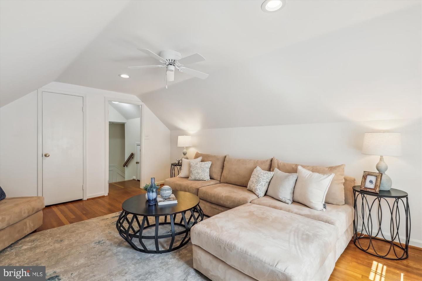 8305 TOLL HOUSE RD, ANNANDALE, Virginia 22003, 4 Bedrooms Bedrooms, ,2 BathroomsBathrooms,Residential,For sale,8305 TOLL HOUSE RD,VAFX2243752 MLS # VAFX2243752