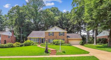 8305 TOLL HOUSE RD, ANNANDALE, Virginia 22003, 4 Bedrooms Bedrooms, ,2 BathroomsBathrooms,Residential,For sale,8305 TOLL HOUSE RD,VAFX2243752 MLS # VAFX2243752