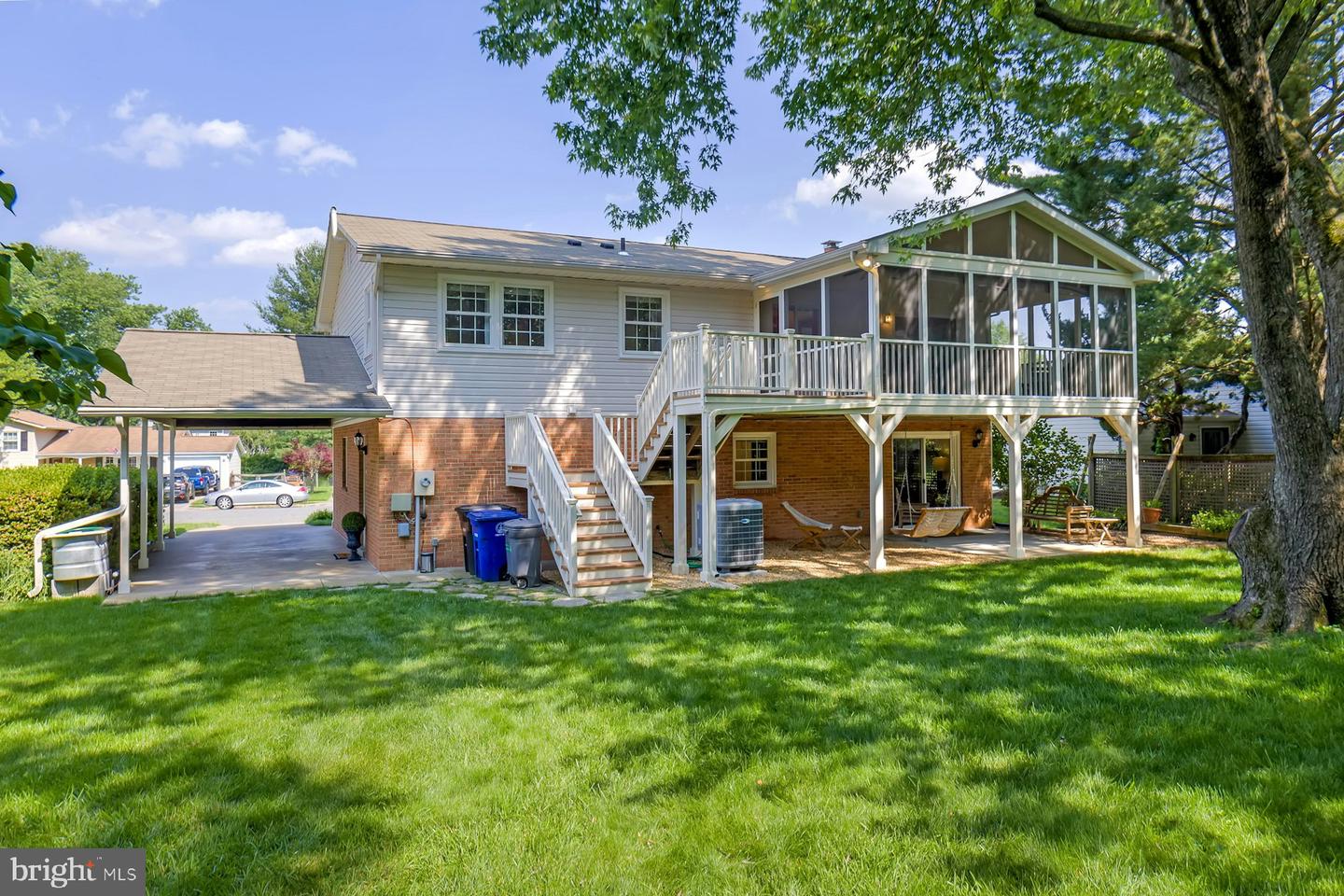 213 WILDMAN ST NE, LEESBURG, Virginia 20176, 4 Bedrooms Bedrooms, ,3 BathroomsBathrooms,Residential,For sale,213 WILDMAN ST NE,VALO2098074 MLS # VALO2098074