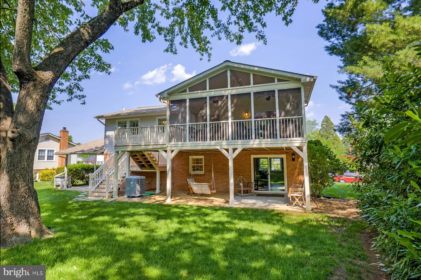 213 WILDMAN ST NE, LEESBURG, Virginia 20176, 4 Bedrooms Bedrooms, ,3 BathroomsBathrooms,Residential,For sale,213 WILDMAN ST NE,VALO2098074 MLS # VALO2098074