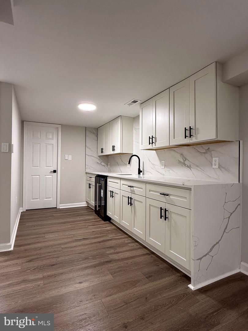 2005 YORK DR, WOODBRIDGE, Virginia 22191, 4 Bedrooms Bedrooms, ,3 BathroomsBathrooms,Residential,For sale,2005 YORK DR,VAPW2095722 MLS # VAPW2095722