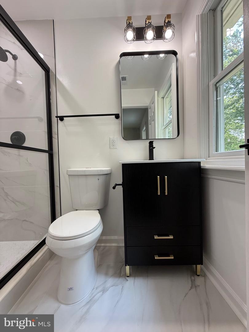 2005 YORK DR, WOODBRIDGE, Virginia 22191, 4 Bedrooms Bedrooms, ,3 BathroomsBathrooms,Residential,For sale,2005 YORK DR,VAPW2095722 MLS # VAPW2095722