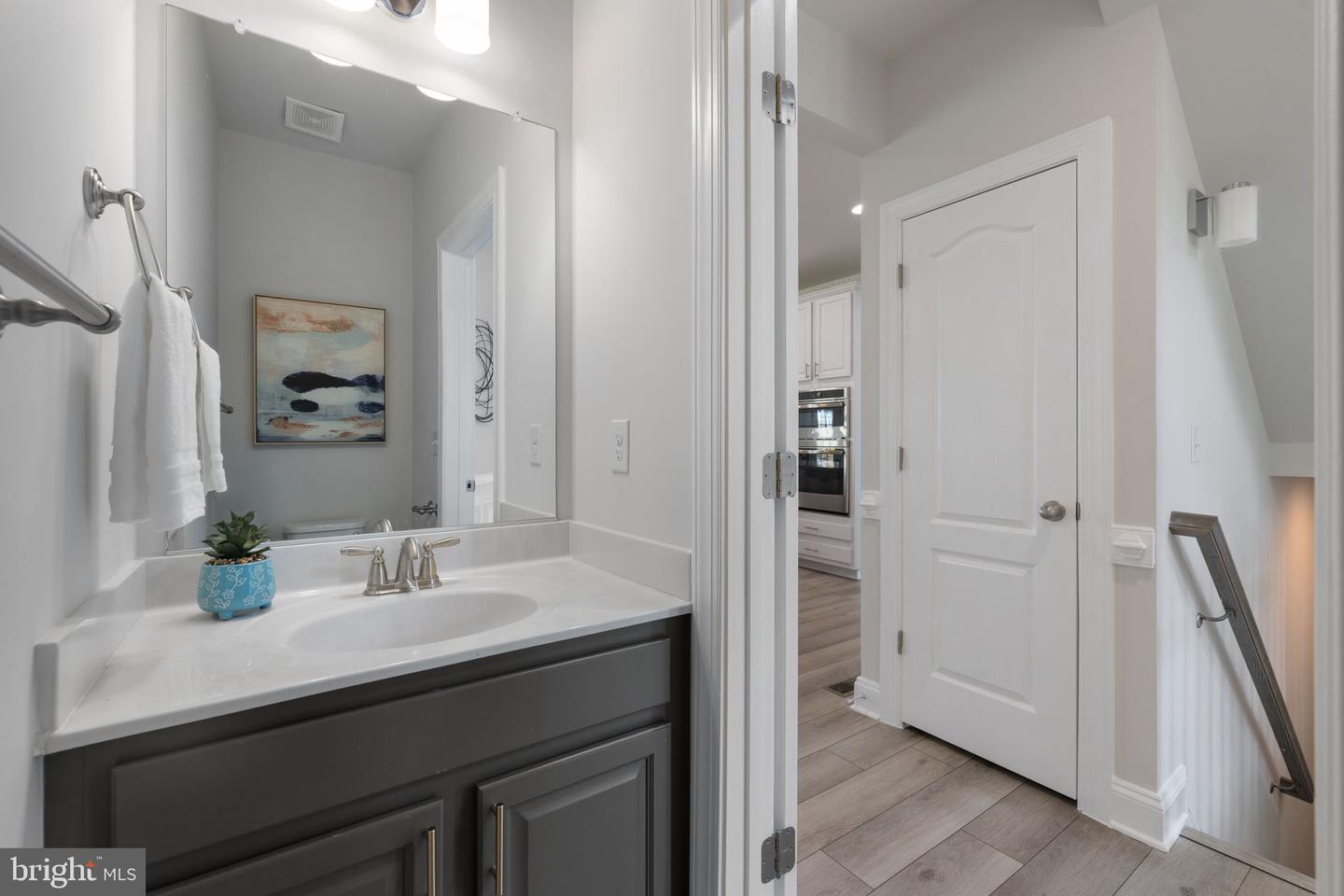 9010 STONE CREST DR, WARRENTON, Virginia 20186, 5 Bedrooms Bedrooms, ,4 BathroomsBathrooms,Residential,For sale,9010 STONE CREST DR,VAFQ2016828 MLS # VAFQ2016828