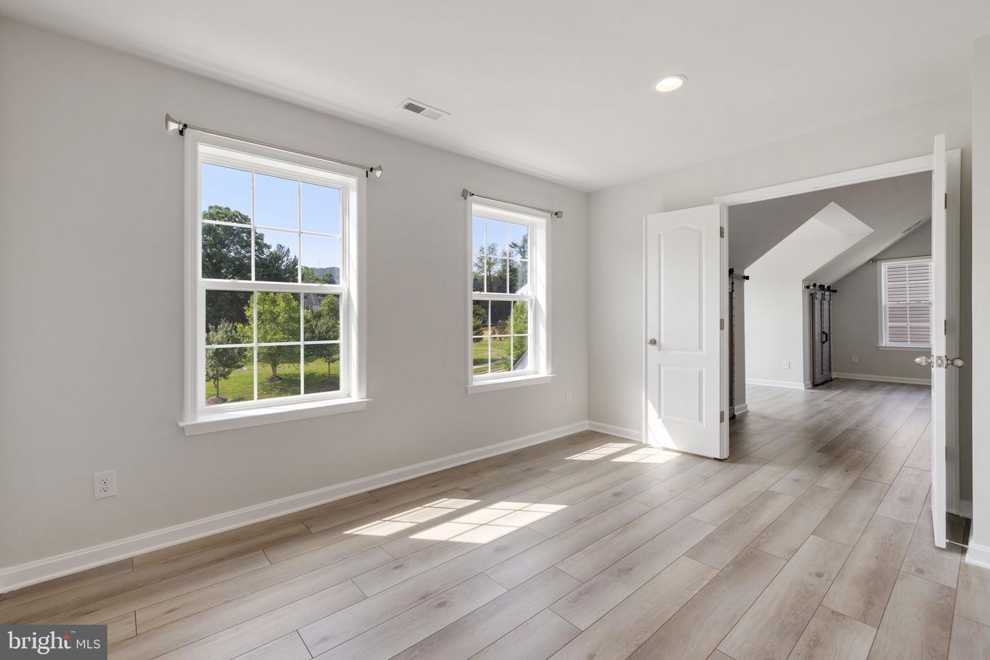 9010 STONE CREST DR, WARRENTON, Virginia 20186, 5 Bedrooms Bedrooms, ,4 BathroomsBathrooms,Residential,For sale,9010 STONE CREST DR,VAFQ2016828 MLS # VAFQ2016828