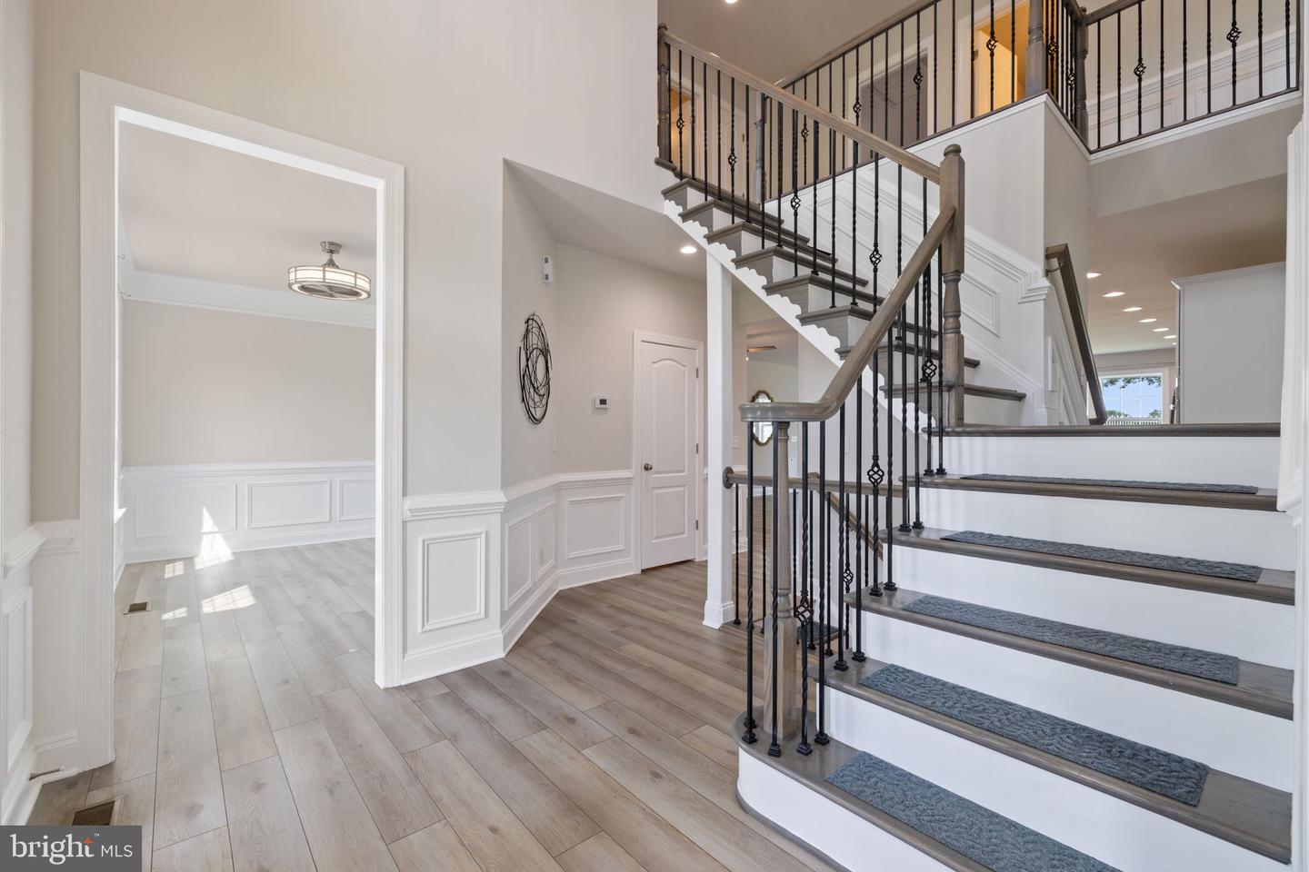 9010 STONE CREST DR, WARRENTON, Virginia 20186, 5 Bedrooms Bedrooms, ,4 BathroomsBathrooms,Residential,For sale,9010 STONE CREST DR,VAFQ2016828 MLS # VAFQ2016828