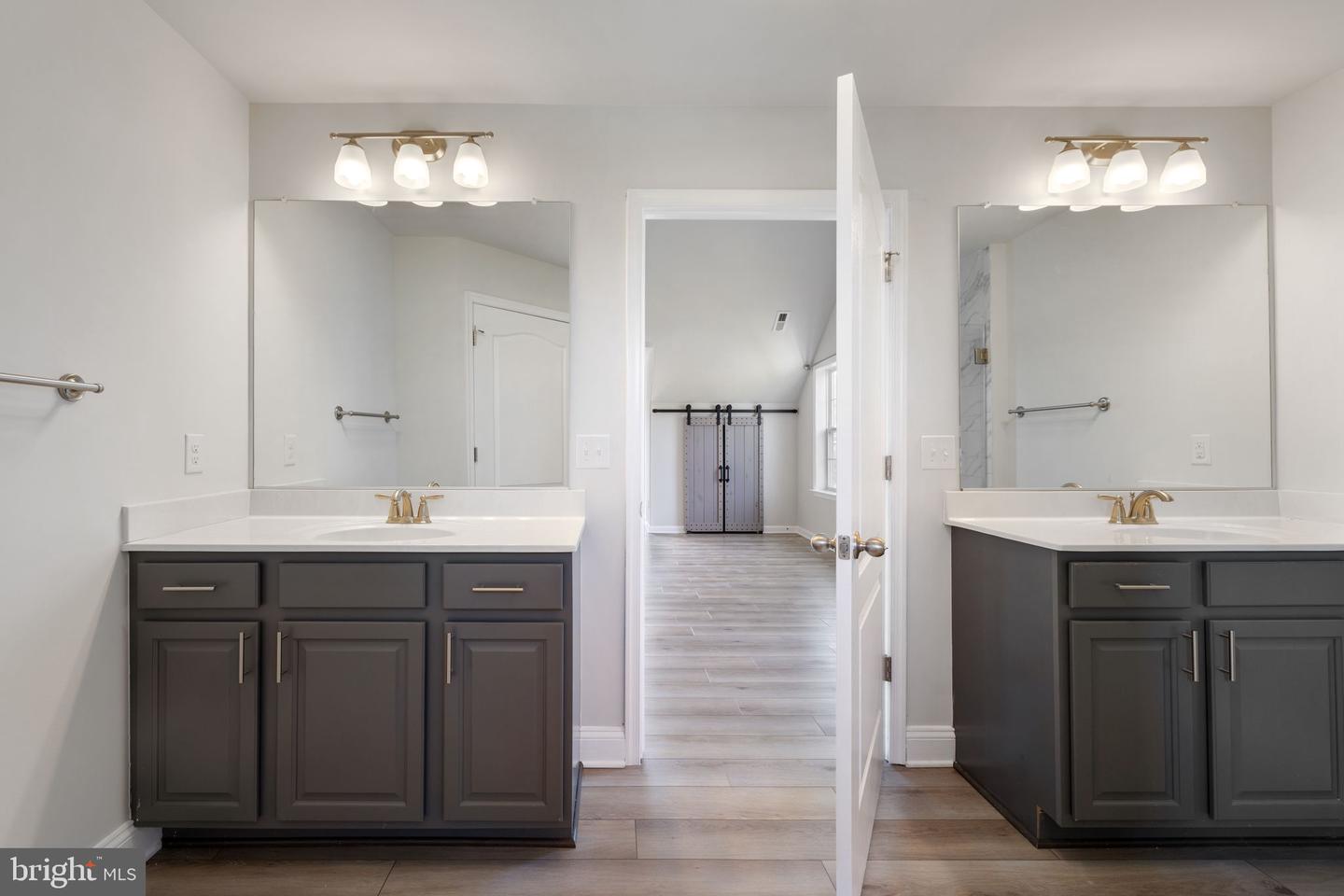 9010 STONE CREST DR, WARRENTON, Virginia 20186, 5 Bedrooms Bedrooms, ,4 BathroomsBathrooms,Residential,For sale,9010 STONE CREST DR,VAFQ2016828 MLS # VAFQ2016828